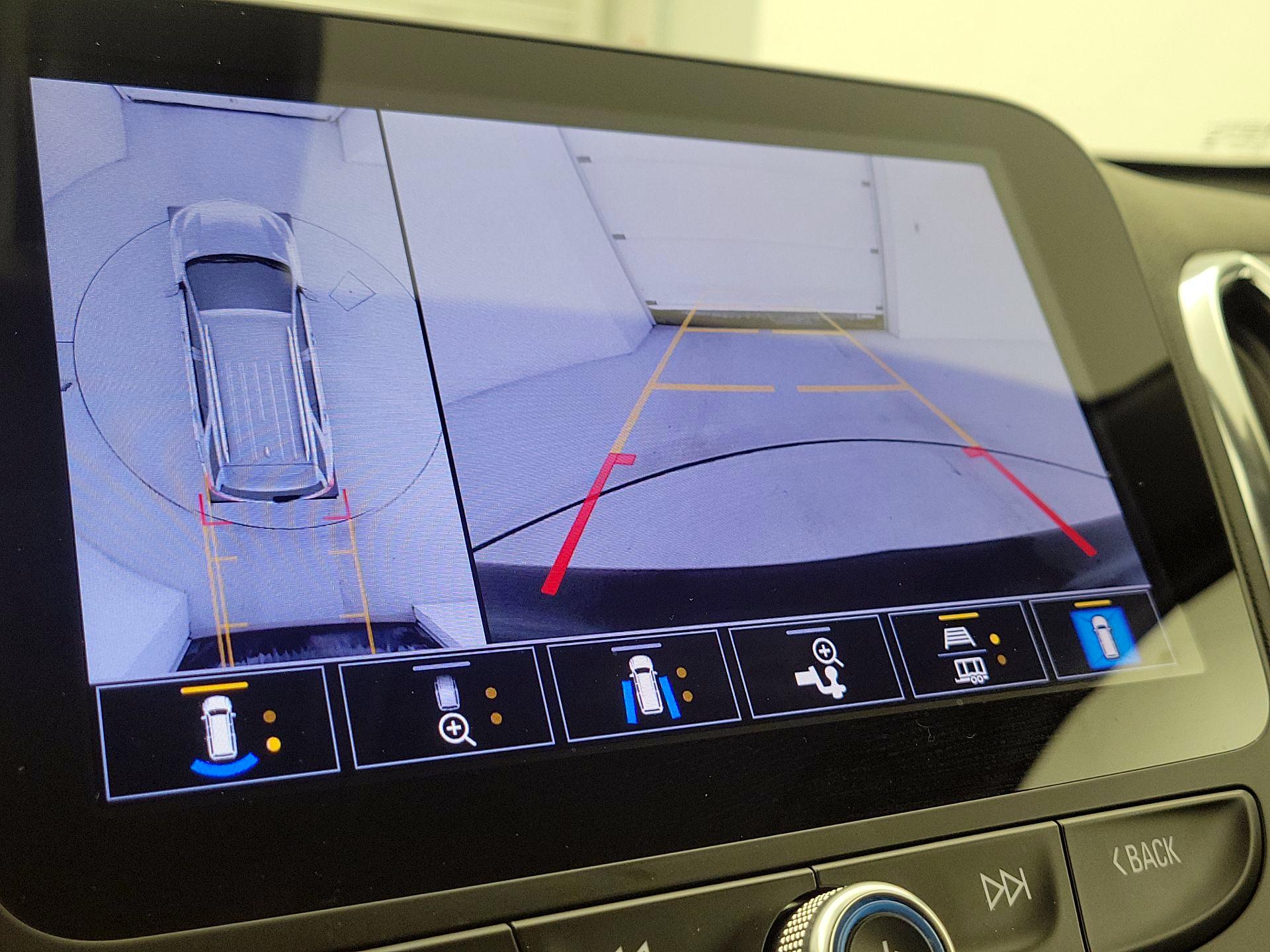 Thumbnail: 2023 Chevrolet Equinox - 15