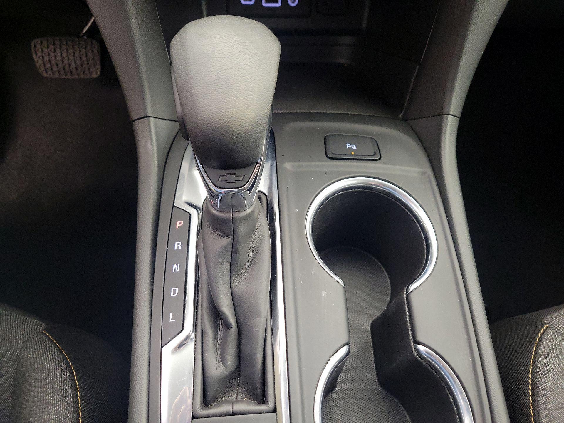 Thumbnail: 2023 Chevrolet Equinox - 18