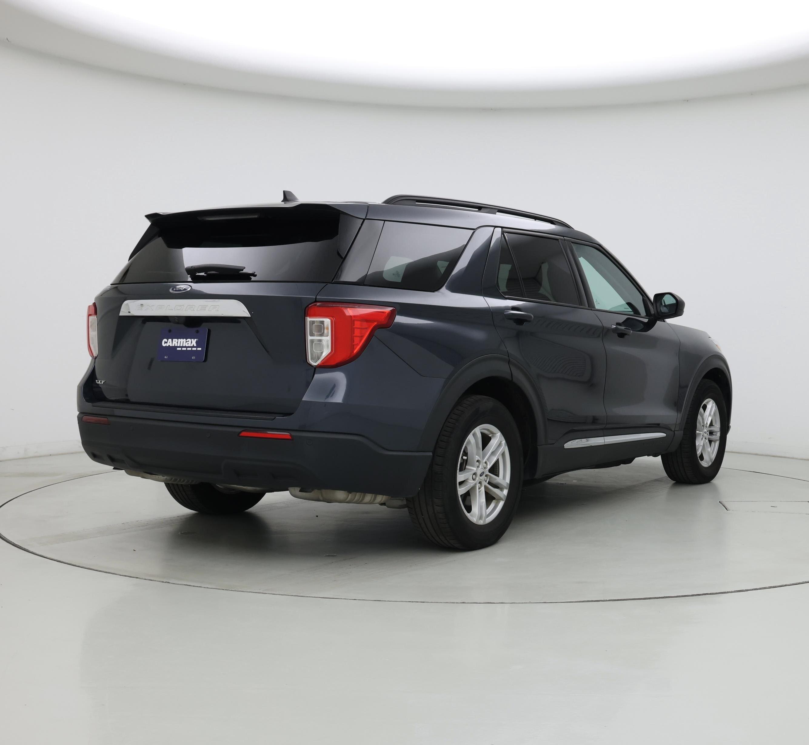 Thumbnail: 2022 Ford Explorer - 8