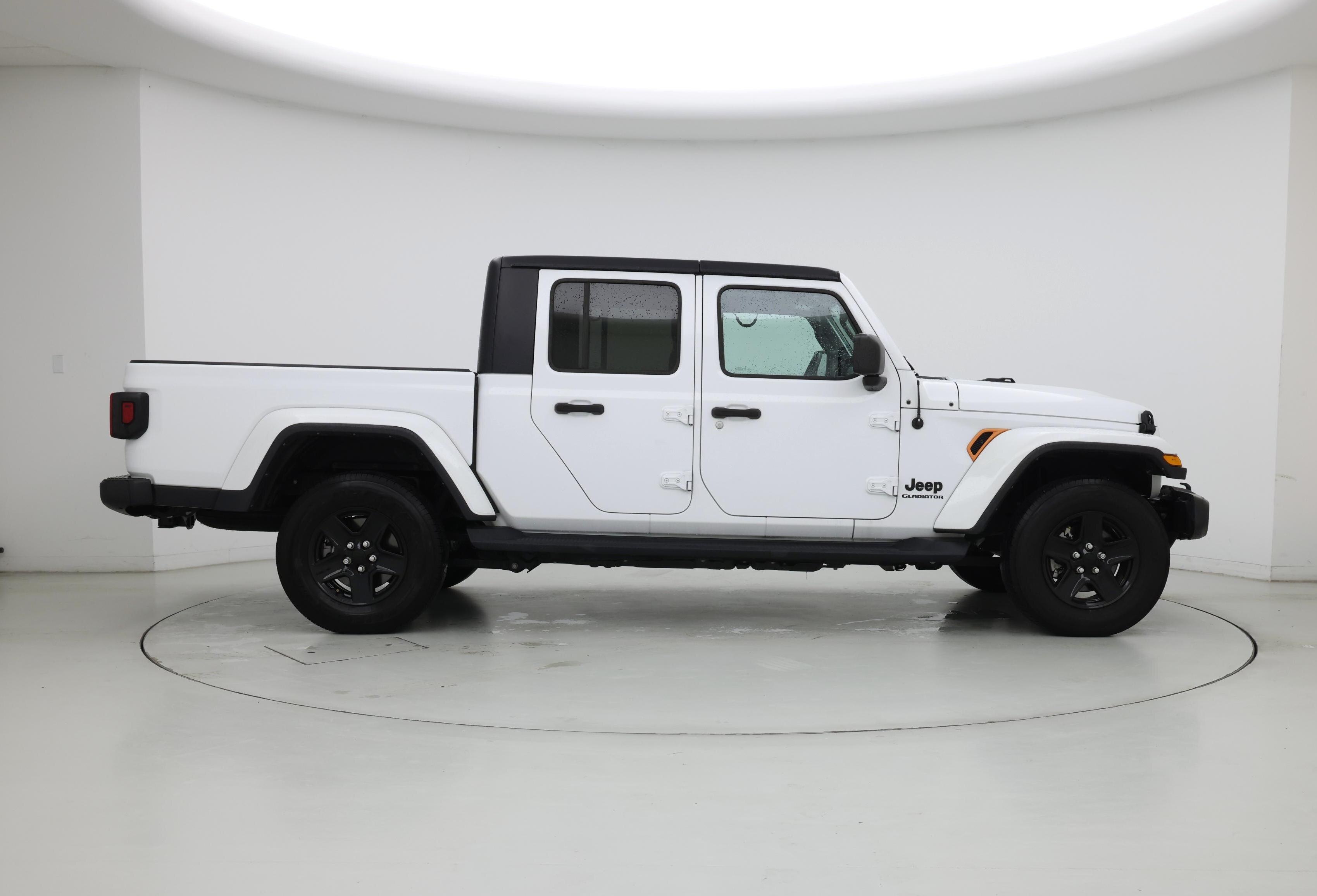 Thumbnail: 2021 Jeep Gladiator - 7