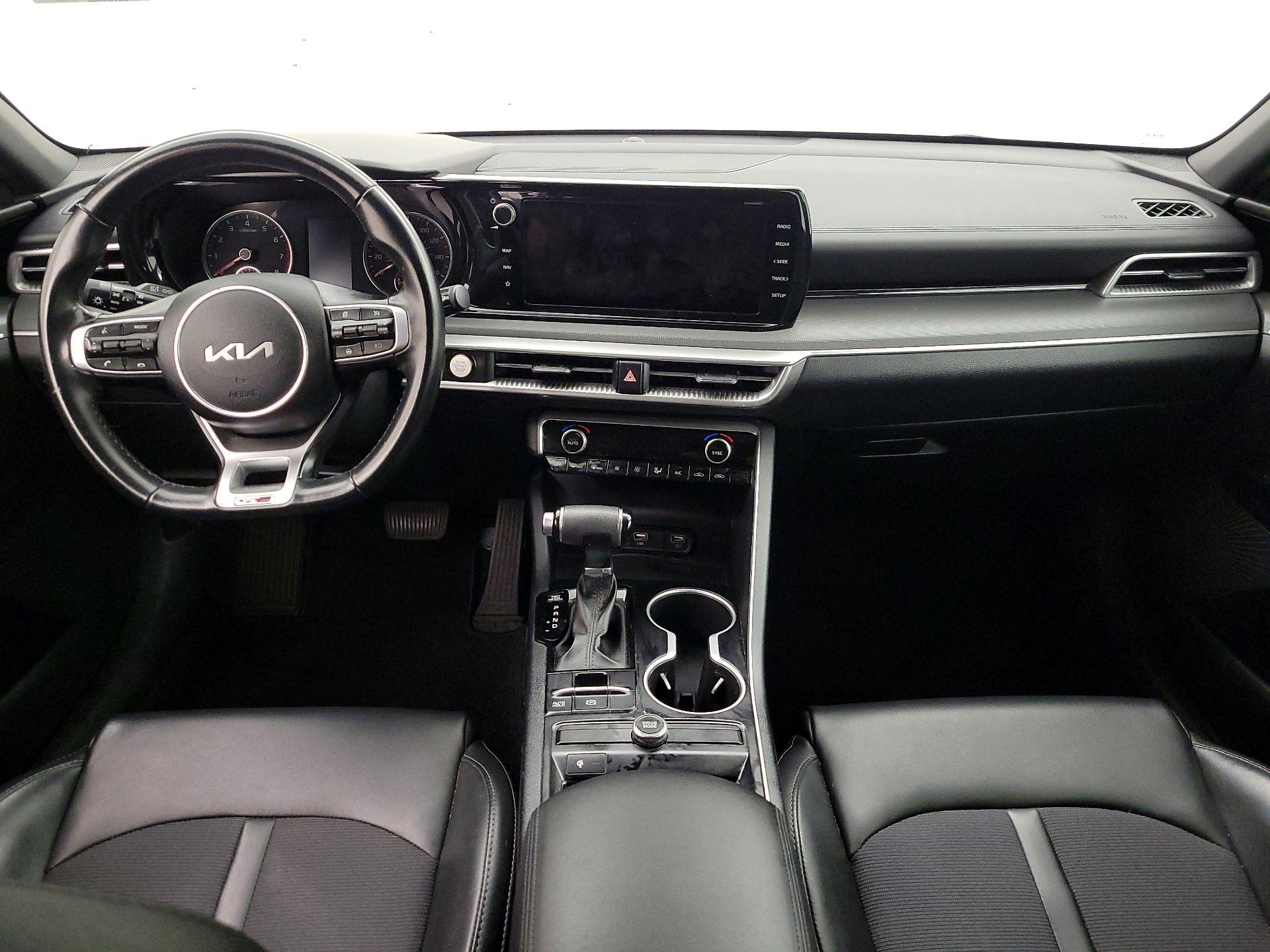 Thumbnail: 2022 Kia K5 - 9