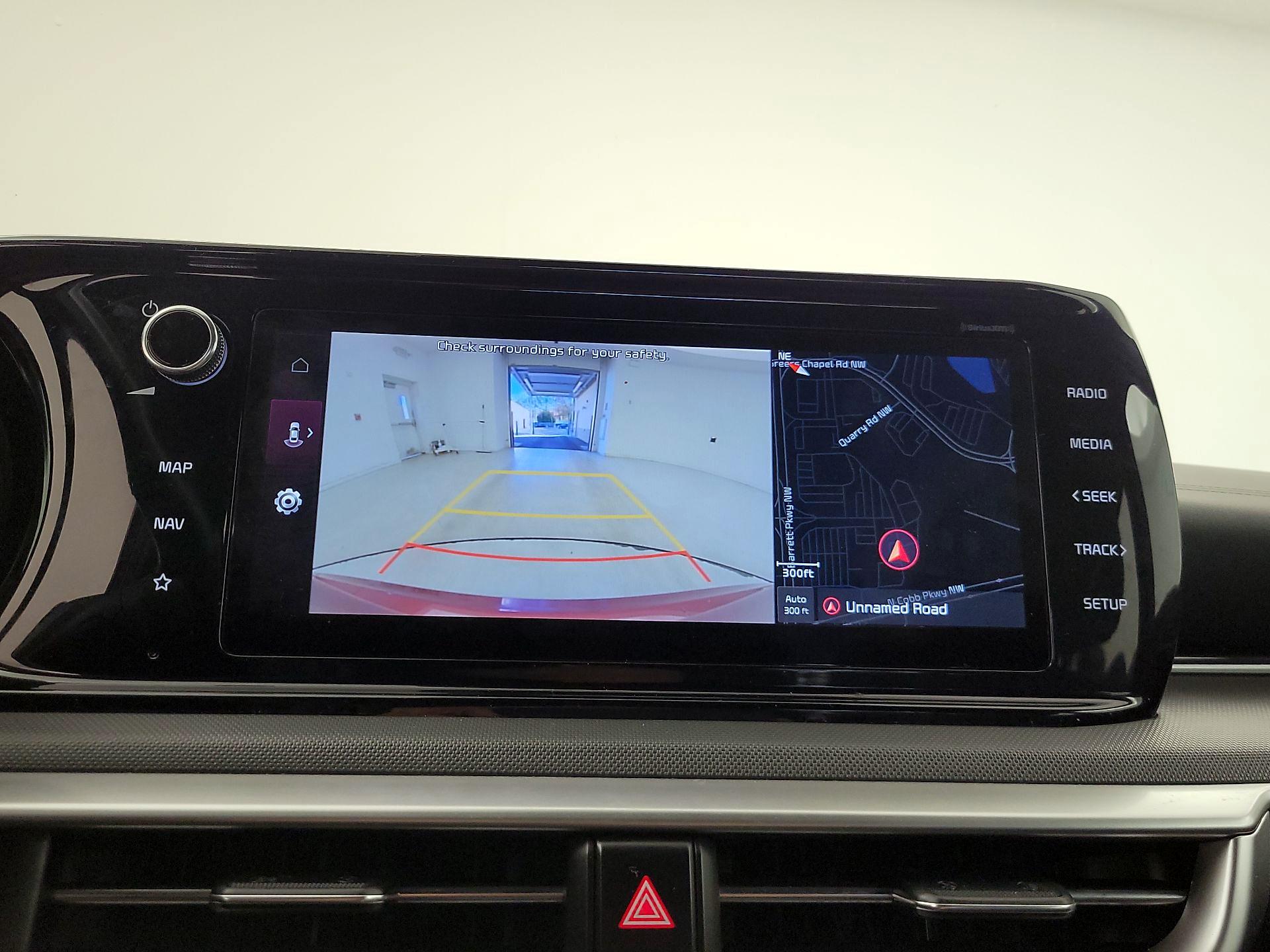 Thumbnail: 2022 Kia K5 - 15