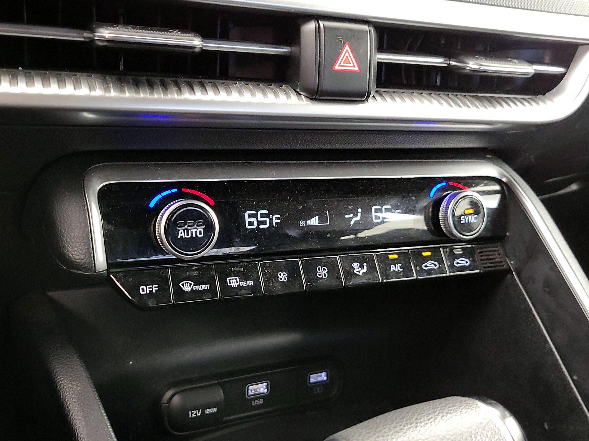 Thumbnail: 2022 Kia K5 - 17