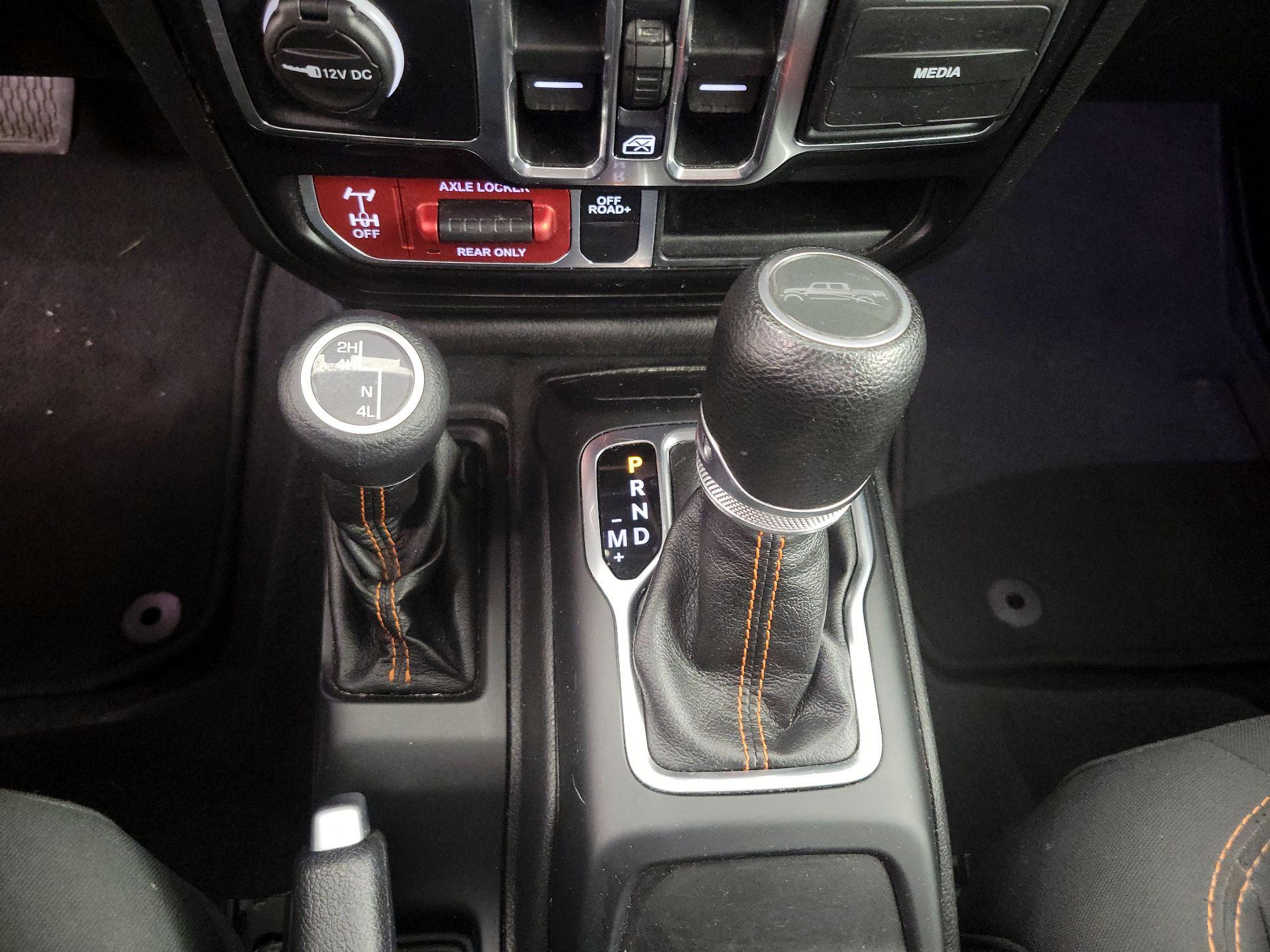 Thumbnail: 2021 Jeep Gladiator - 18