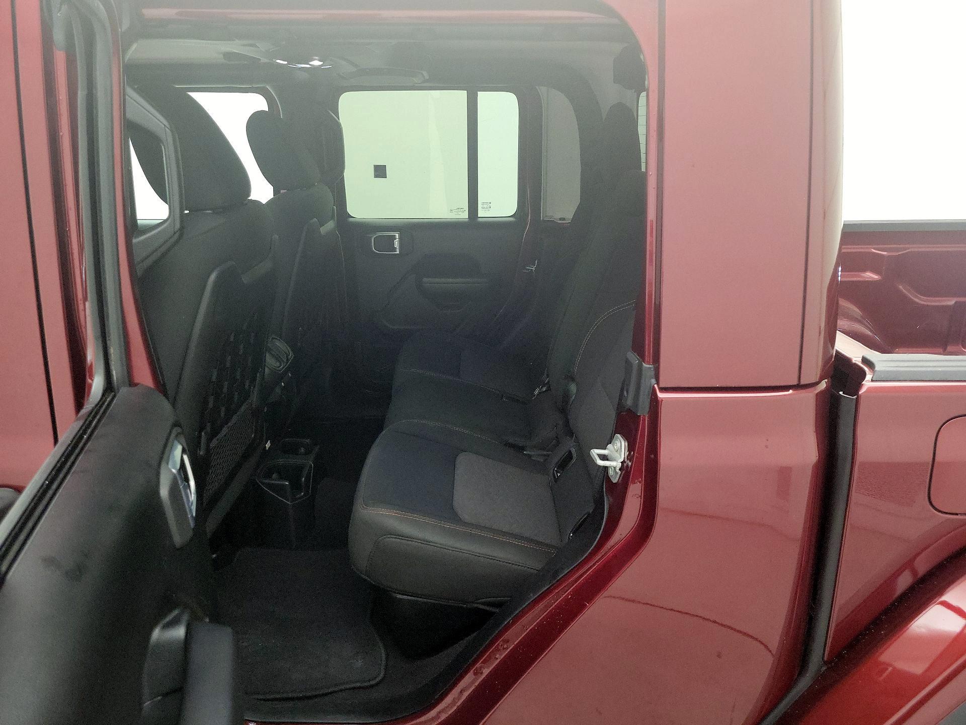 Thumbnail: 2021 Jeep Gladiator - 20