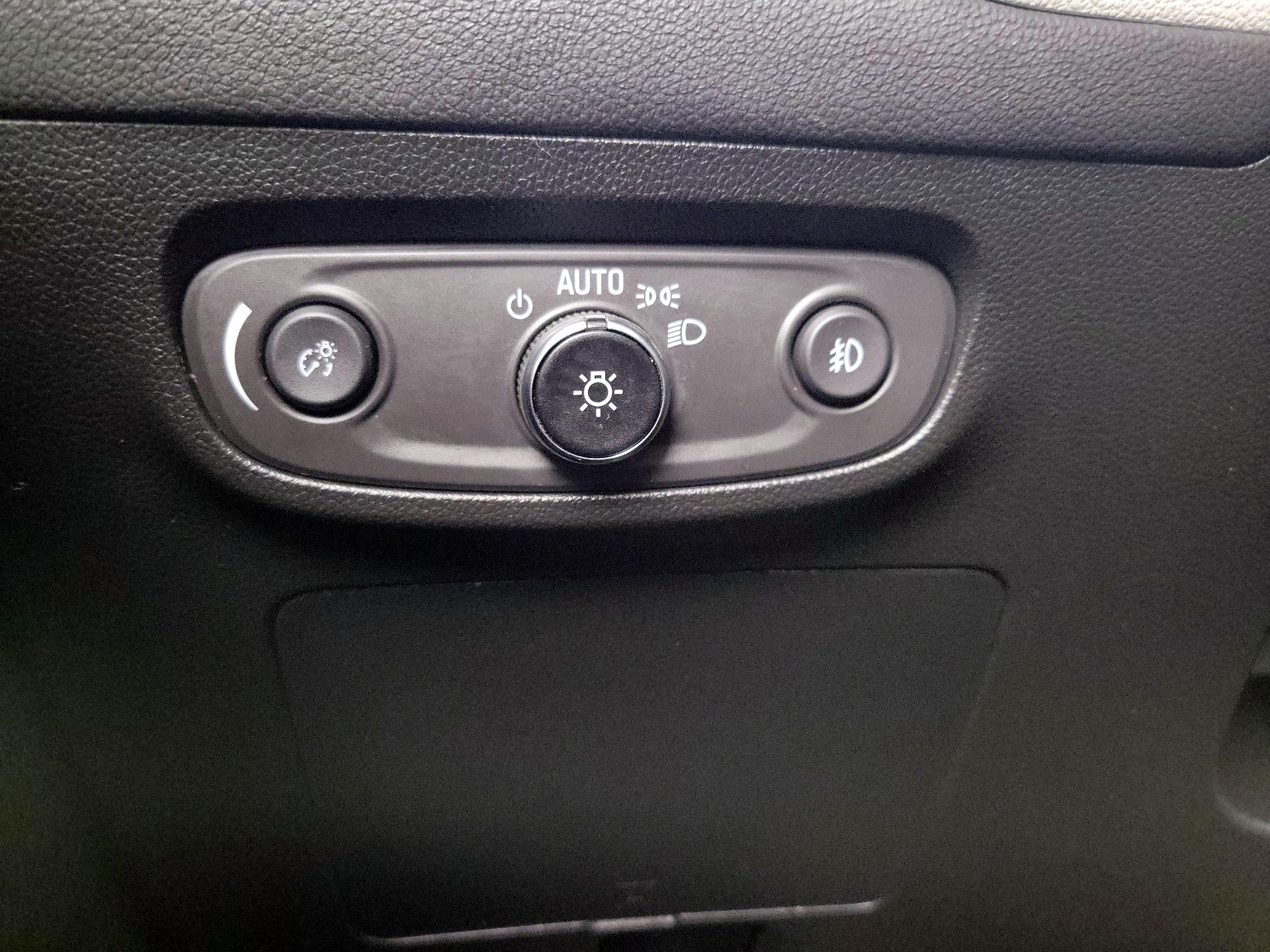 Thumbnail: 2023 Buick Encore GX - 13