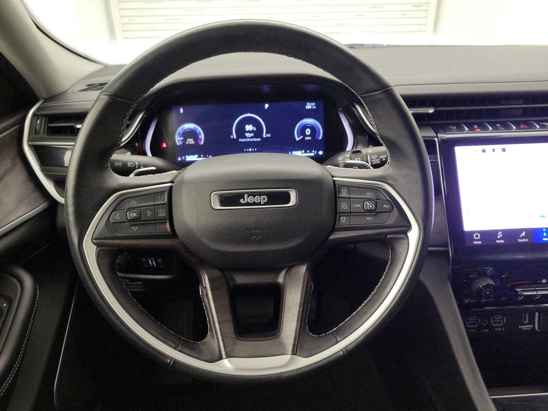 Thumbnail: 2022 Jeep Grand Cherokee - 10