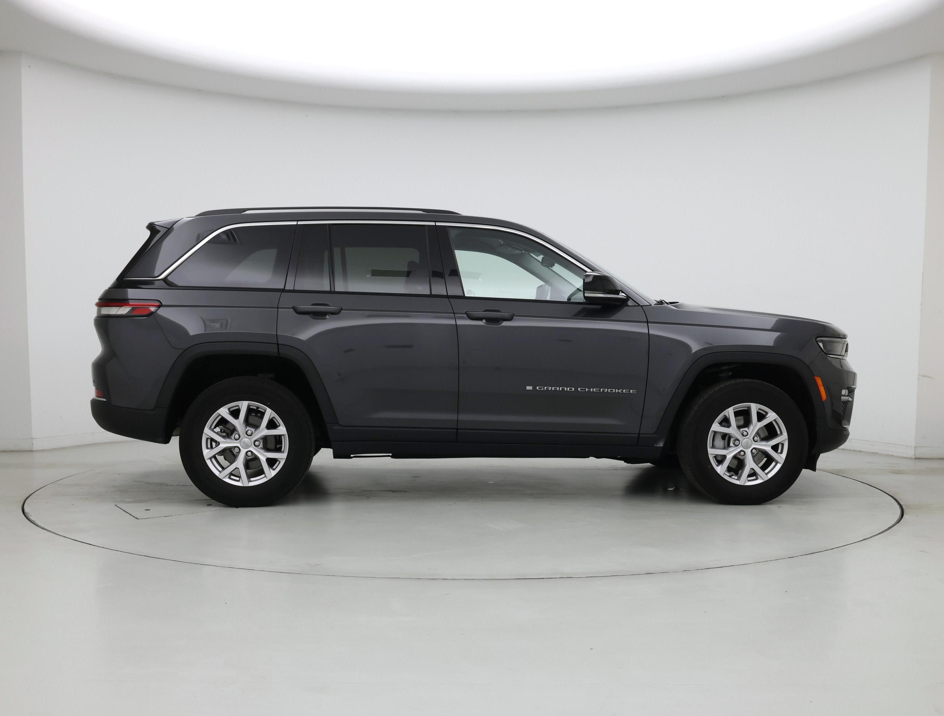 Thumbnail: 2022 Jeep Grand Cherokee - 7