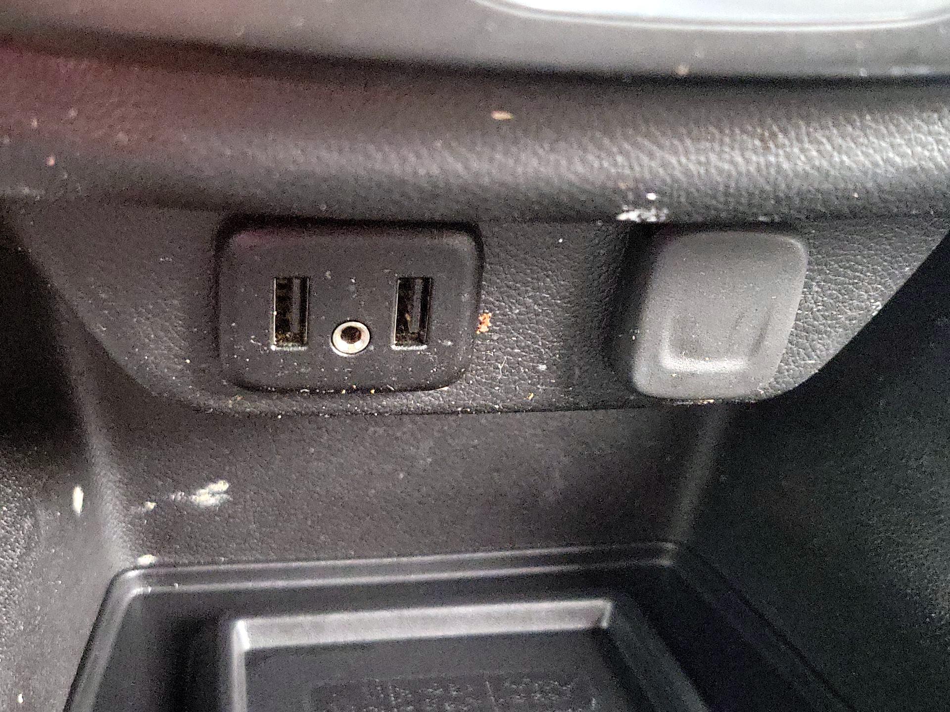 Thumbnail: 2023 Chevrolet Traverse - 18