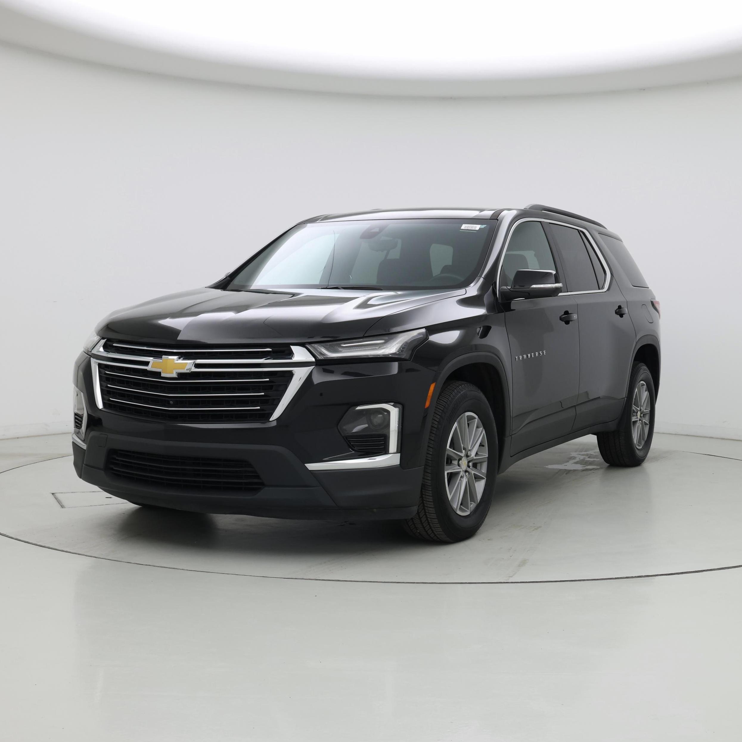 Thumbnail: 2023 Chevrolet Traverse - 4