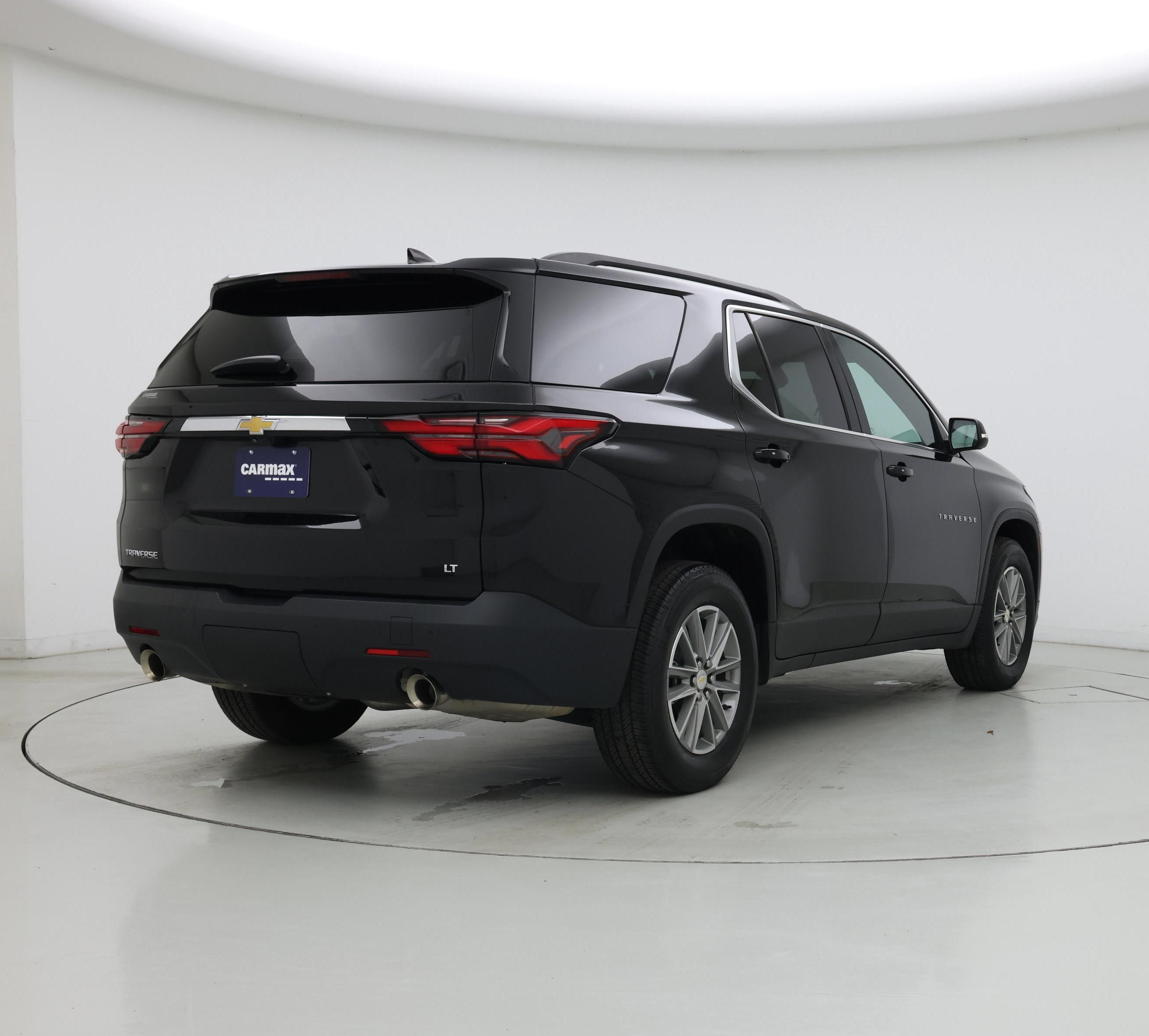 Thumbnail: 2023 Chevrolet Traverse - 8