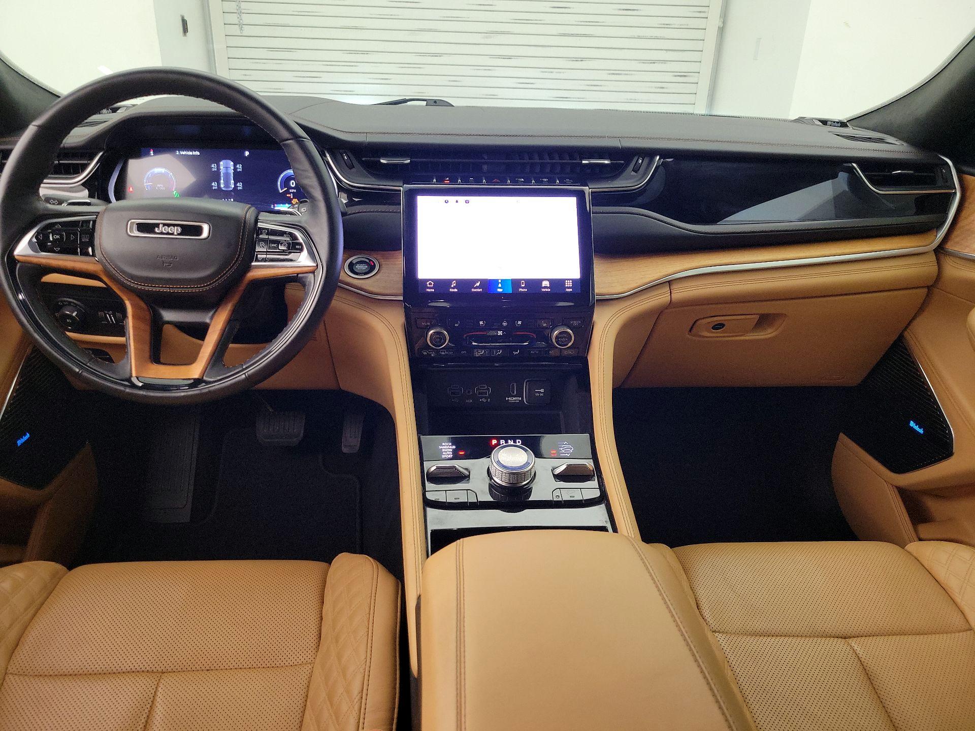 Thumbnail: 2023 Jeep Grand Cherokee - 9