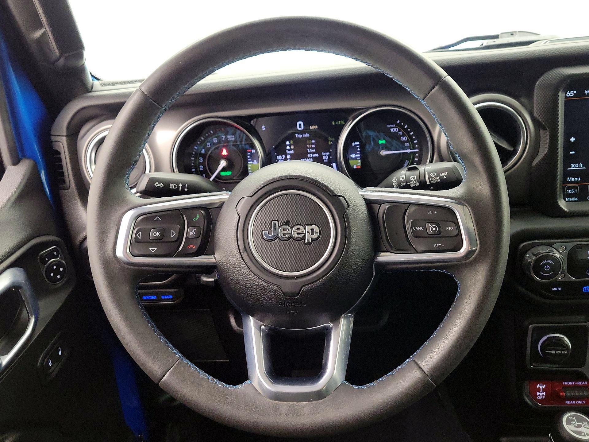 Thumbnail: 2023 Jeep Wrangler - 10