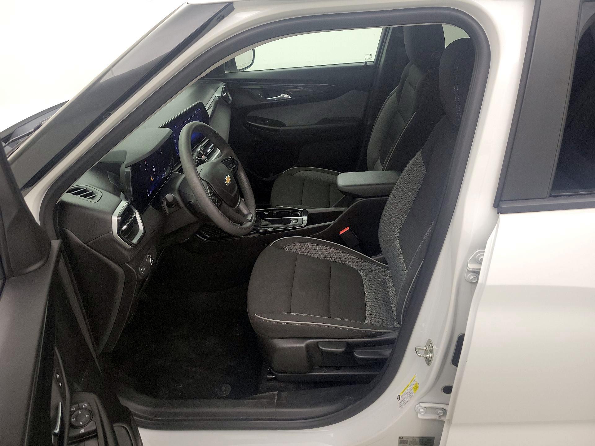 Thumbnail: 2024 Chevrolet TrailBlazer - 11