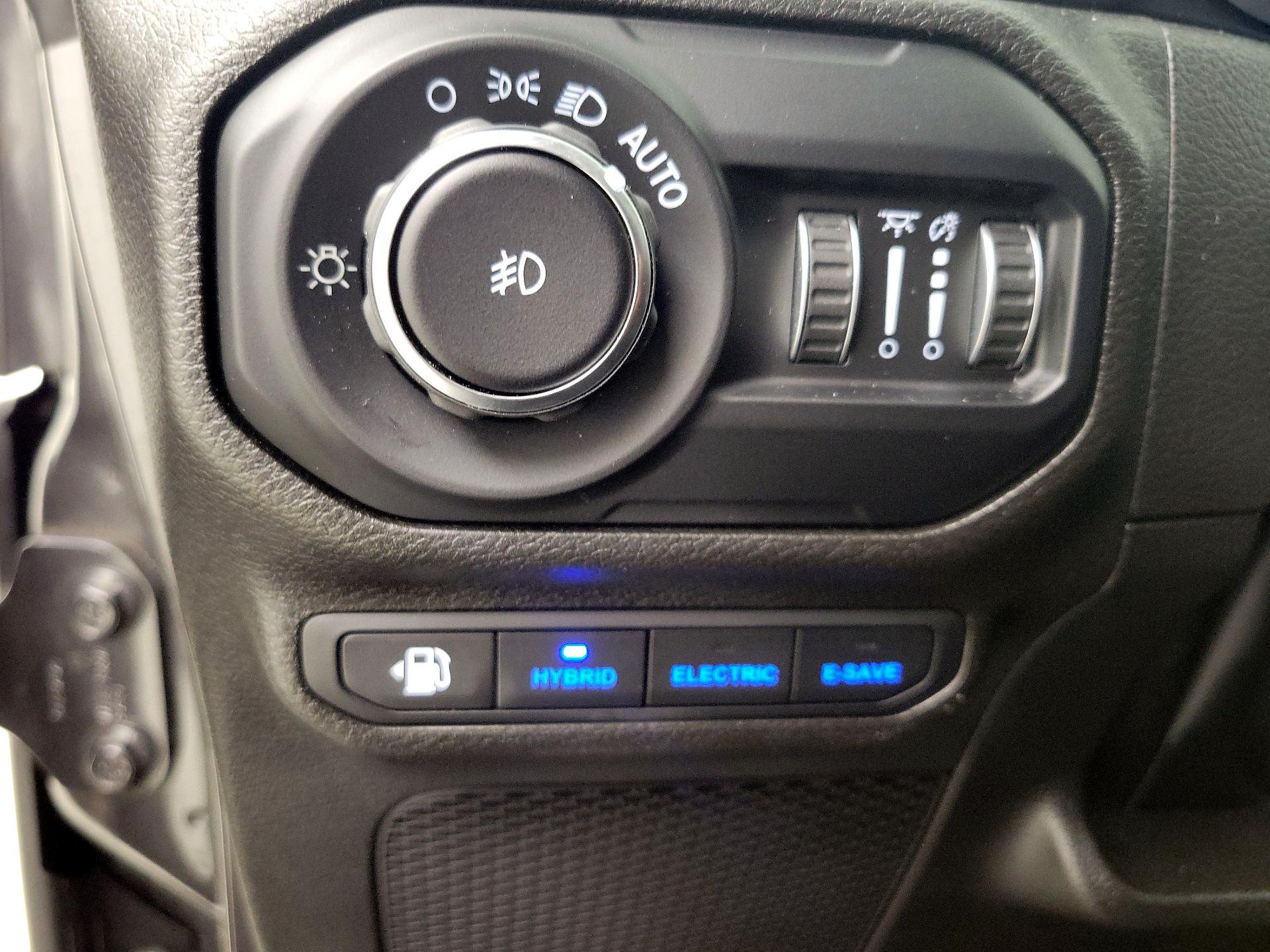 Thumbnail: 2022 Jeep Wrangler - 13