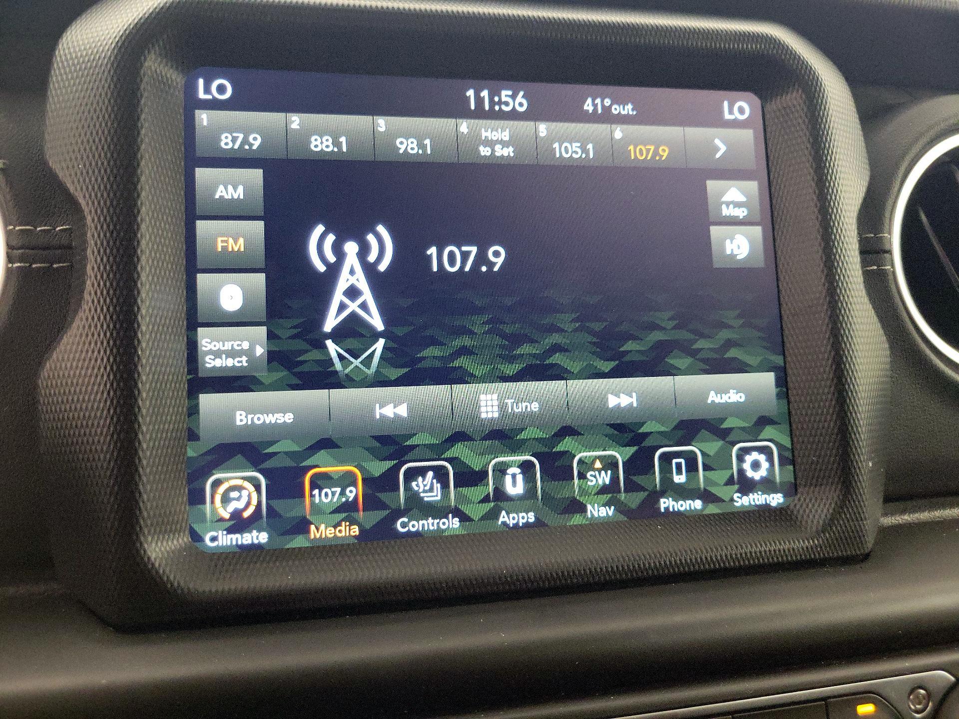 Thumbnail: 2022 Jeep Wrangler - 16