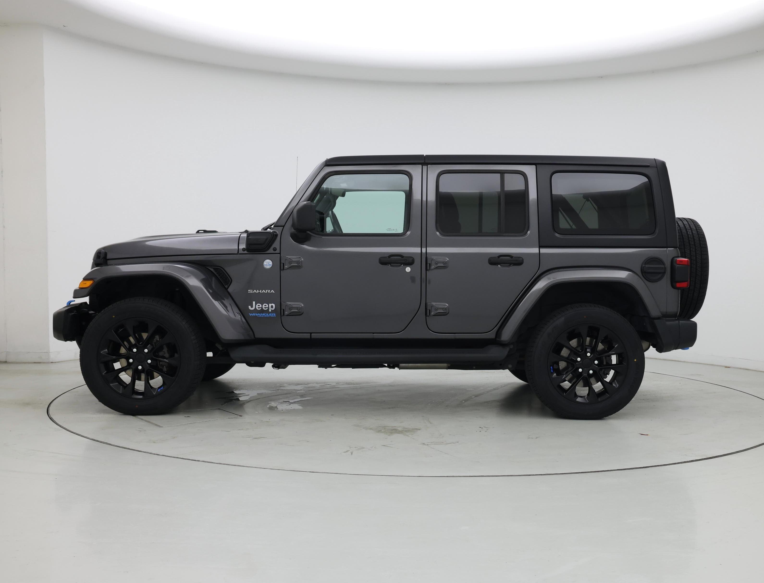 Thumbnail: 2022 Jeep Wrangler - 3