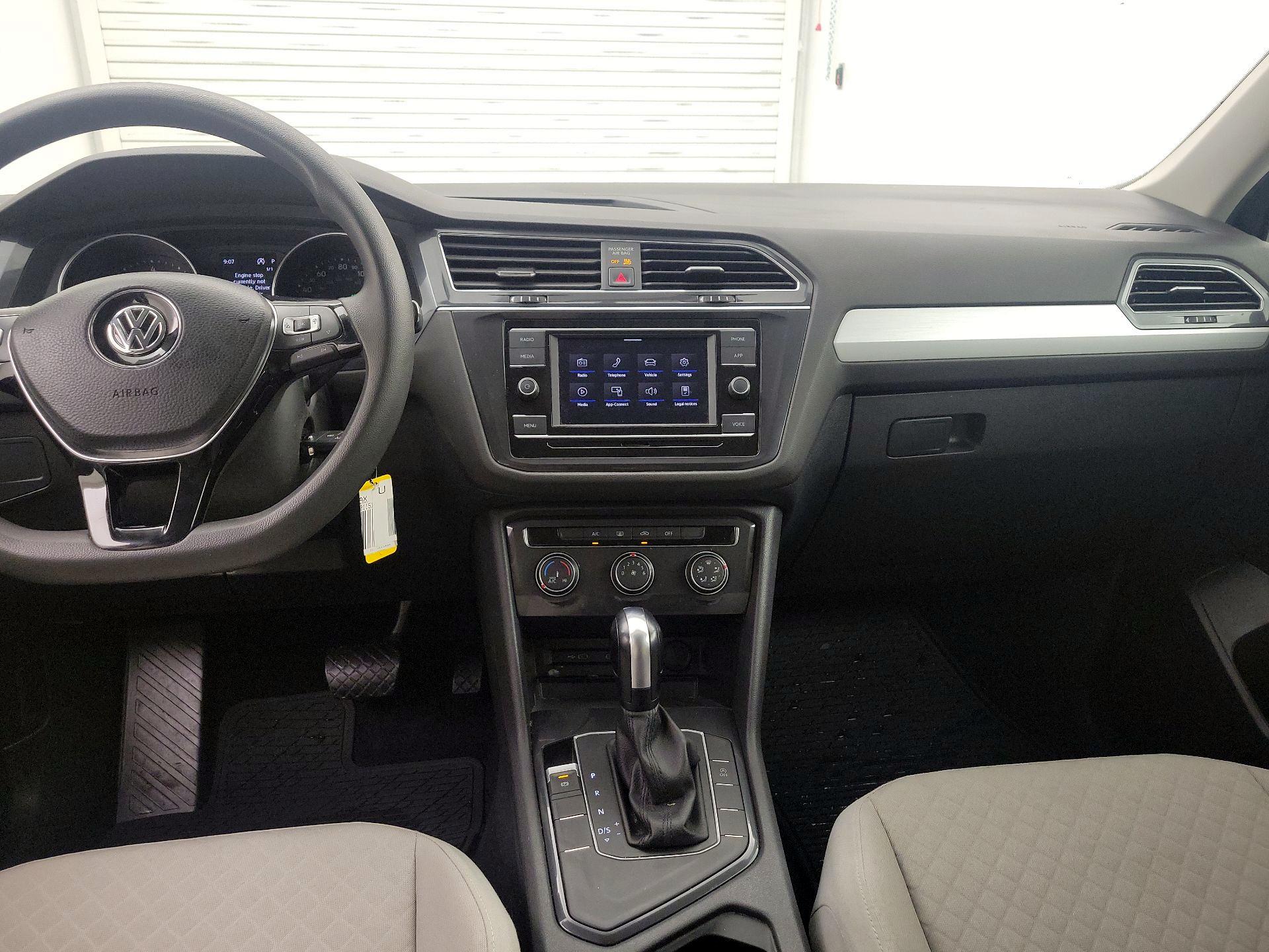 Thumbnail: 2021 Volkswagen Tiguan - 9