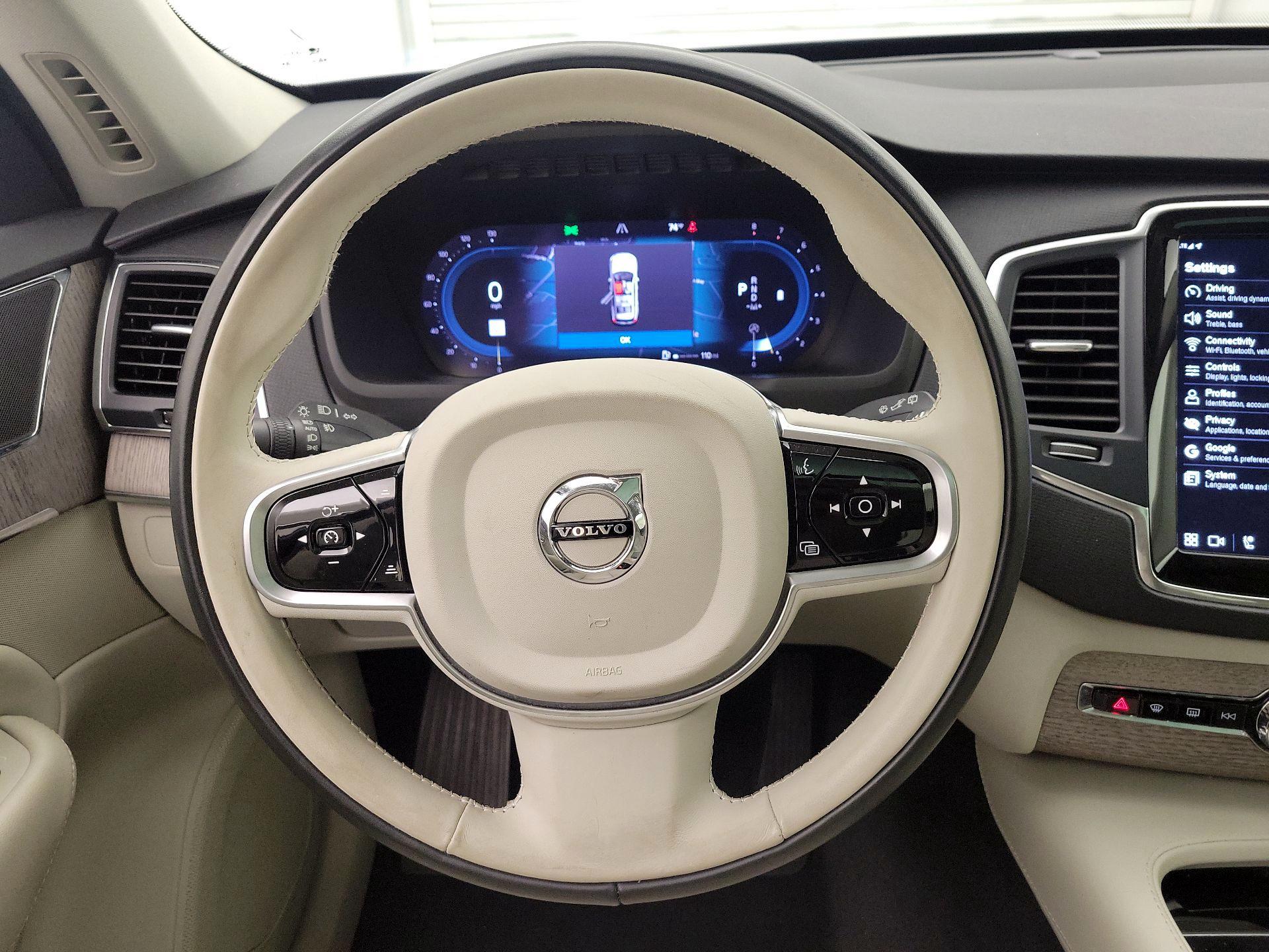 Thumbnail: 2023 Volvo XC90 - 10