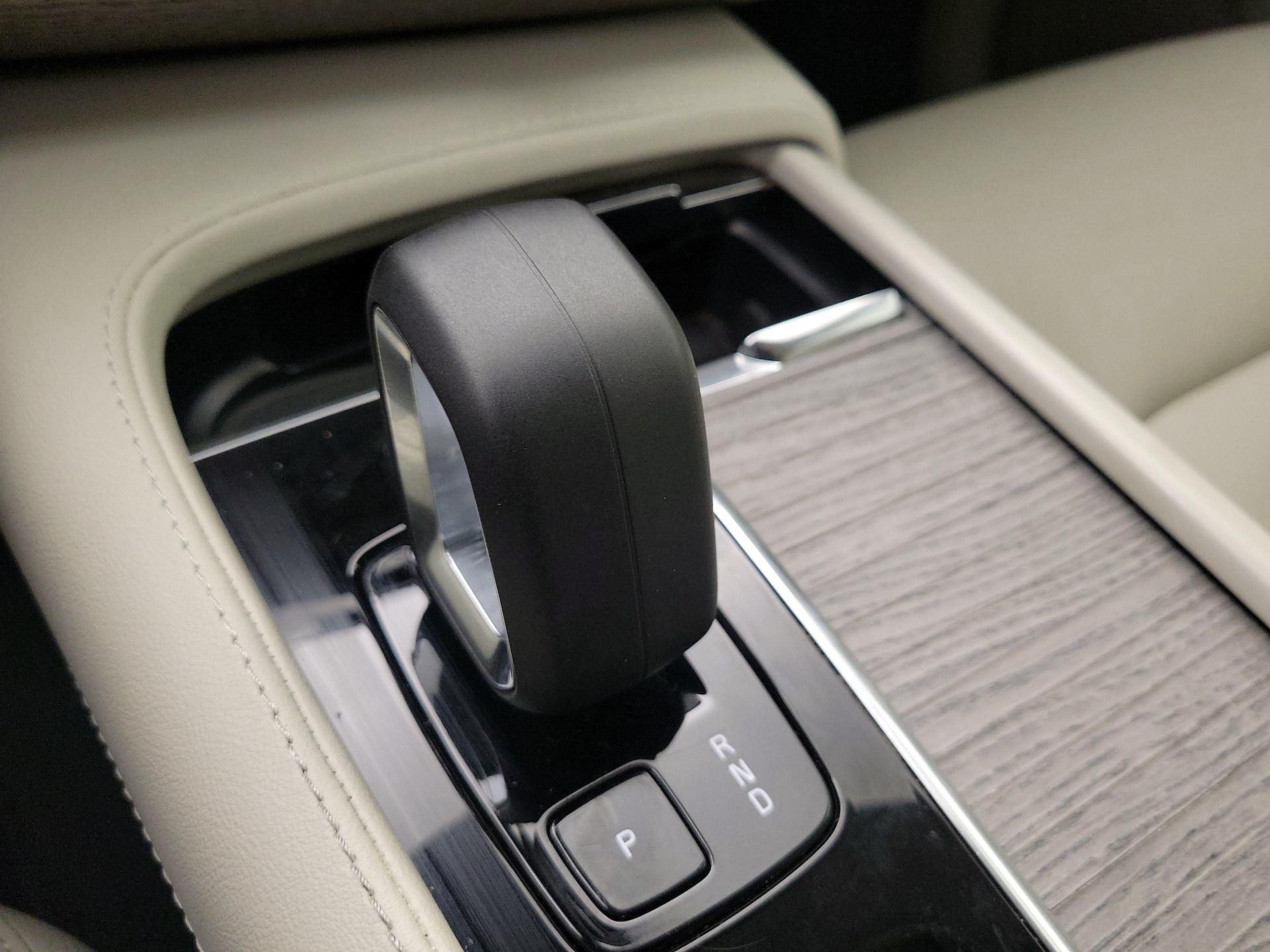 Thumbnail: 2023 Volvo XC90 - 17