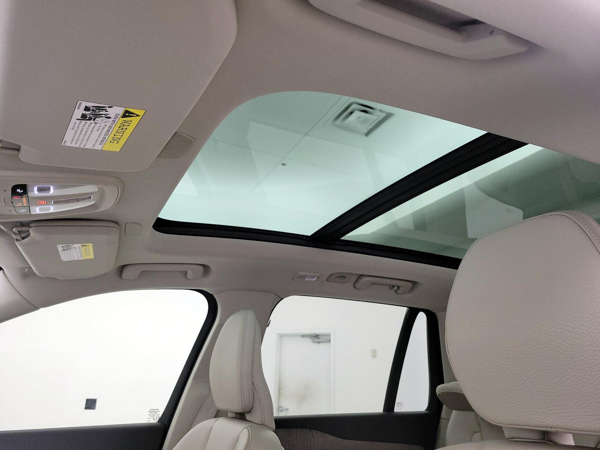 Thumbnail: 2023 Volvo XC90 - 19