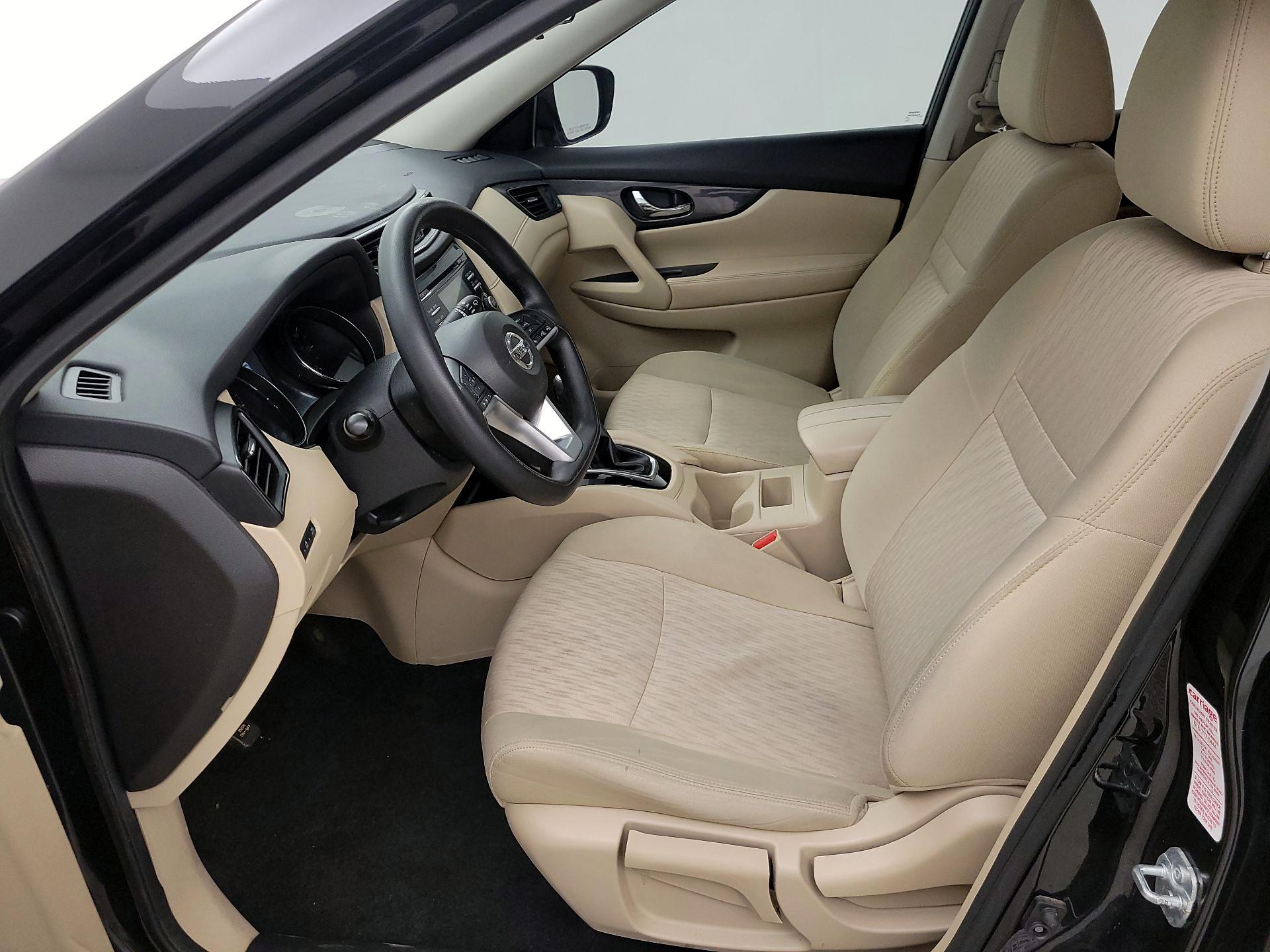 Thumbnail: 2017 Nissan Rogue - 11