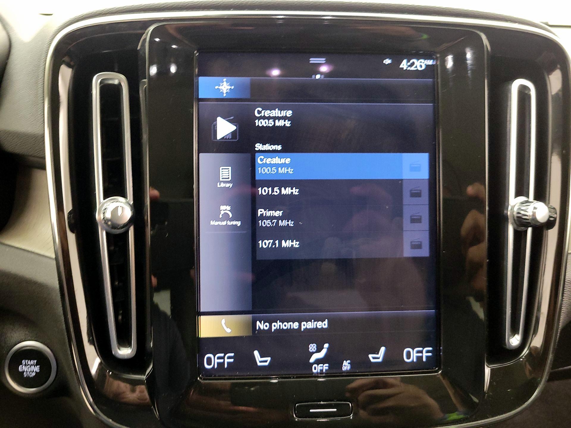 Thumbnail: 2022 Volvo XC40 - 15