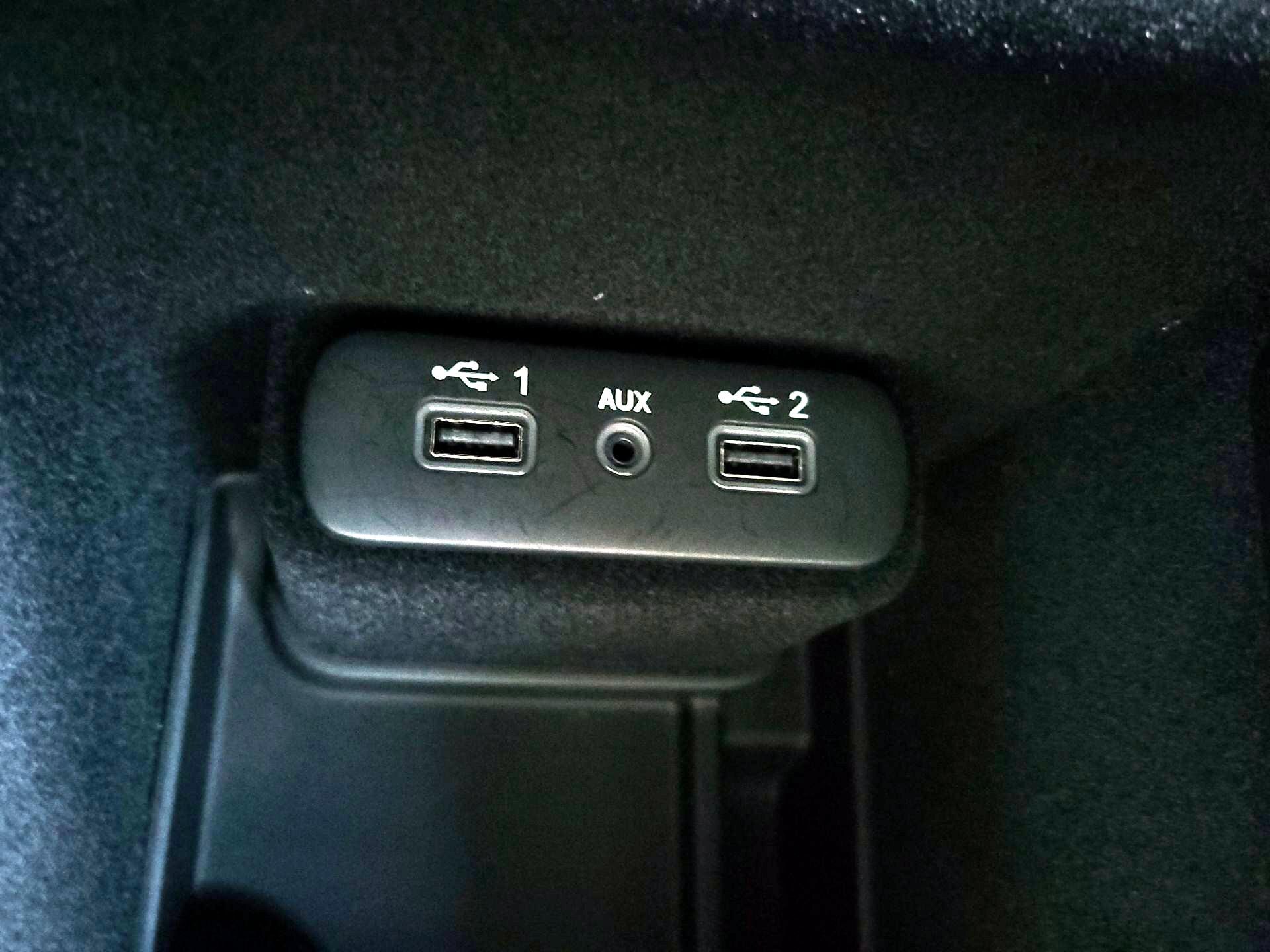 Thumbnail: 2023 Dodge Charger - 18