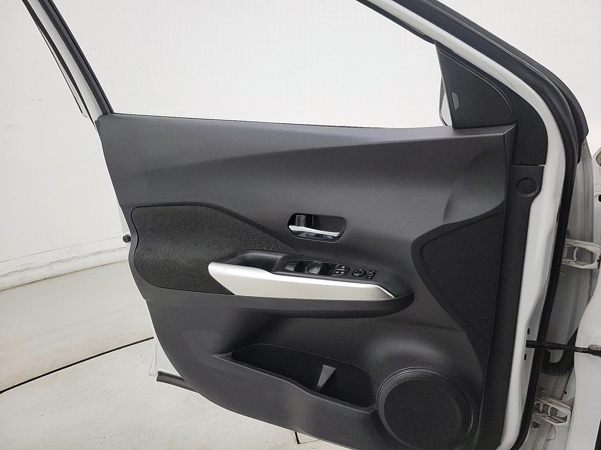 Thumbnail: 2018 Nissan Kicks - 12