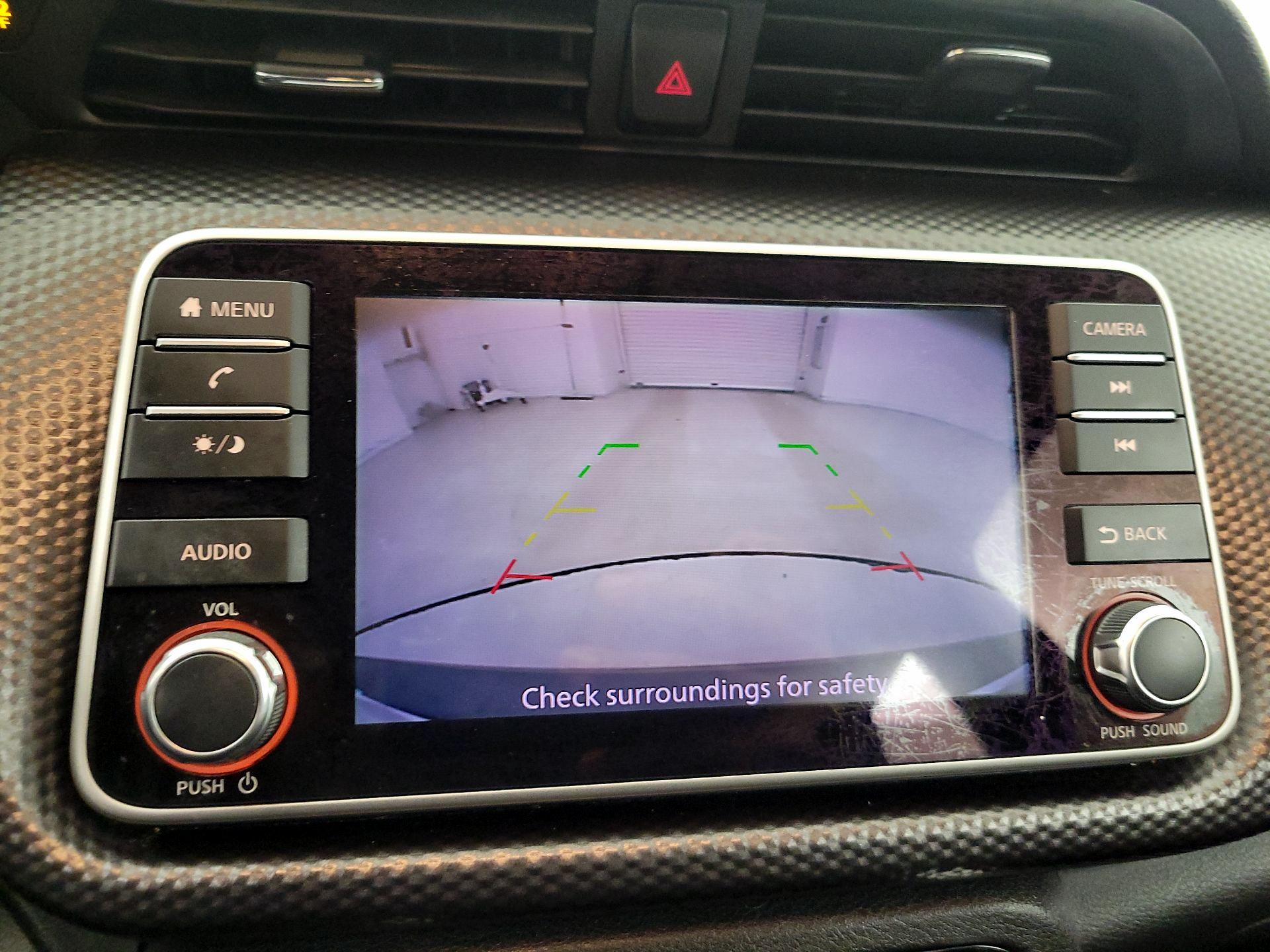 Thumbnail: 2018 Nissan Kicks - 14