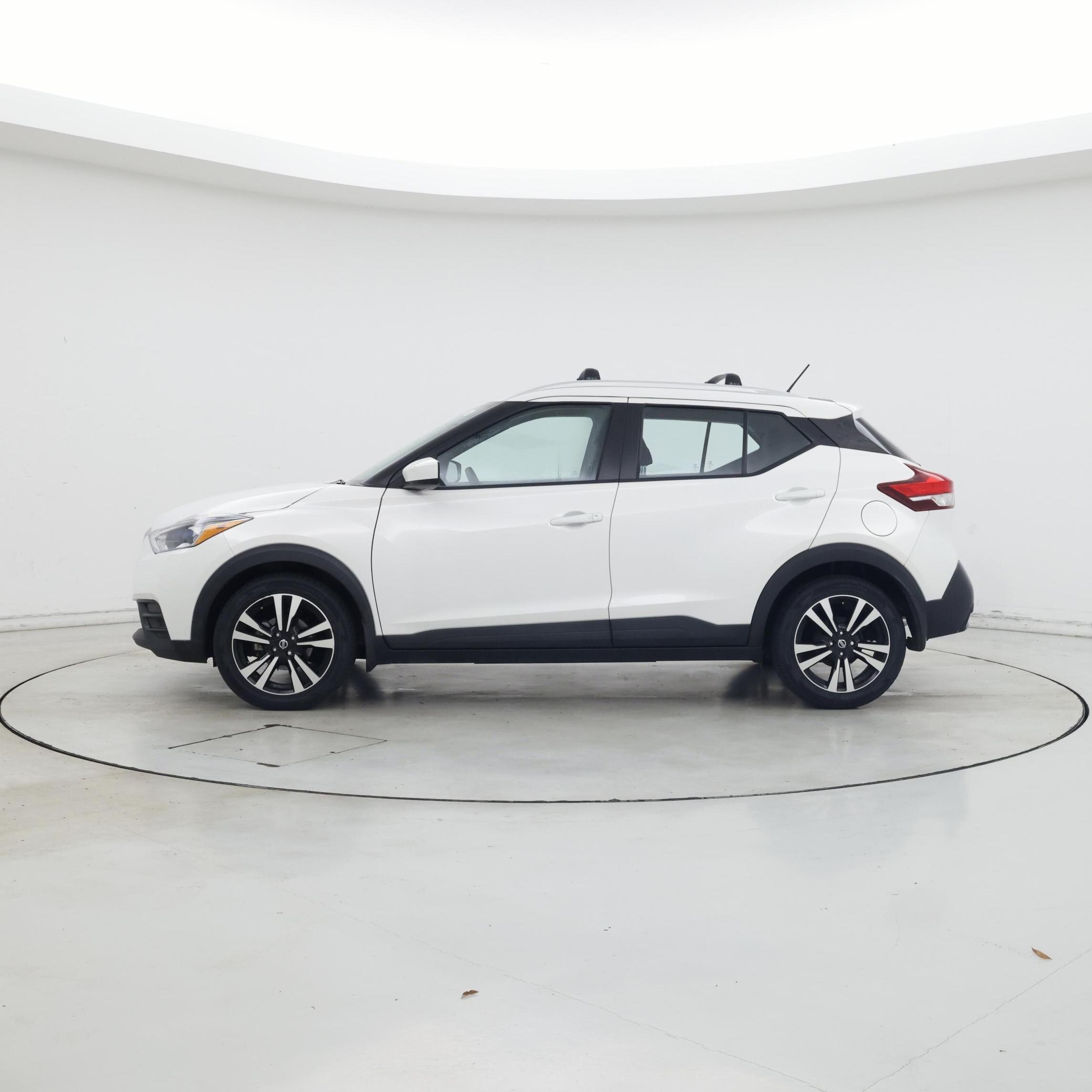 Thumbnail: 2018 Nissan Kicks - 3