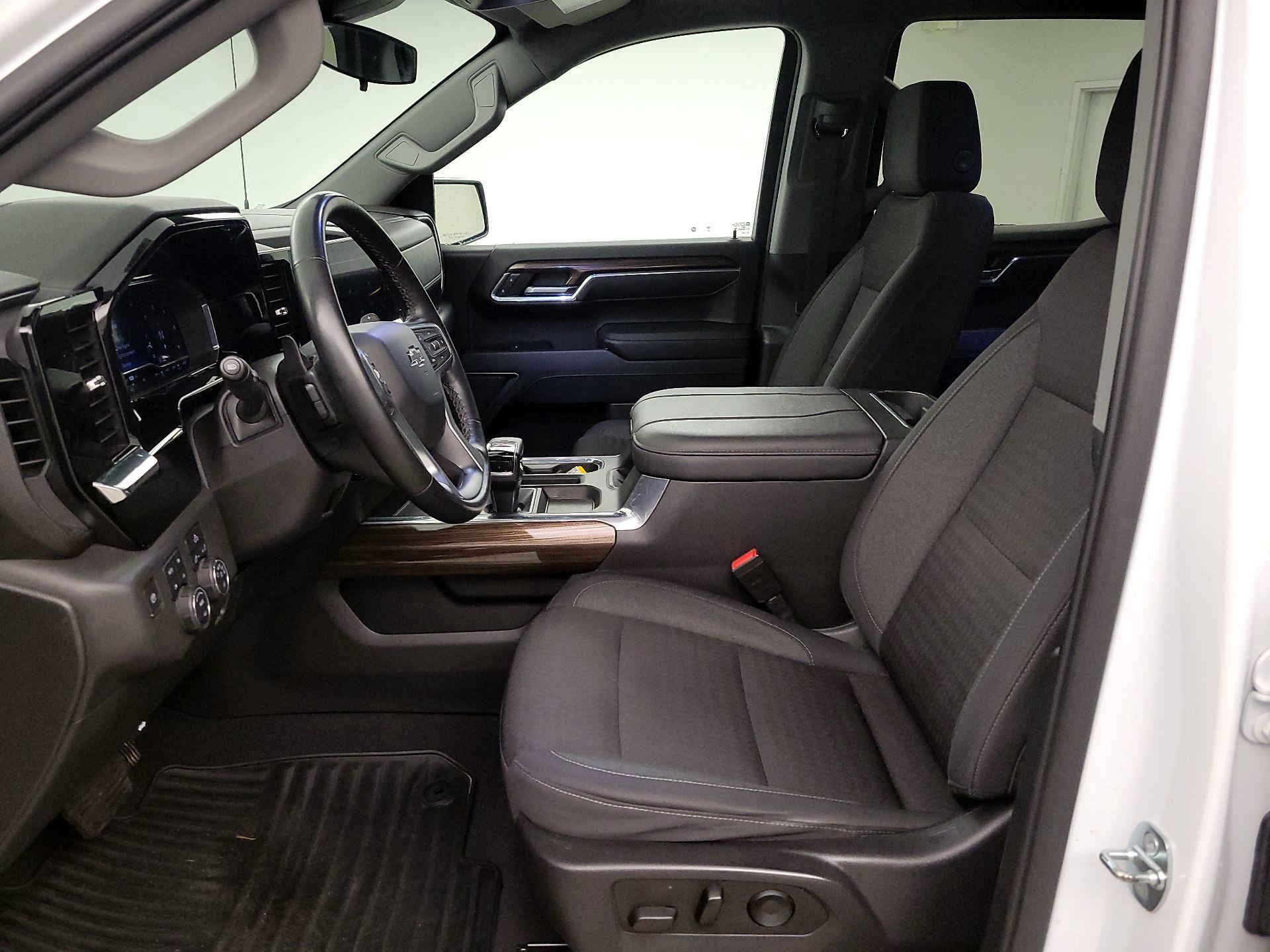 Thumbnail: 2023 Chevrolet Silverado 1500 - 11