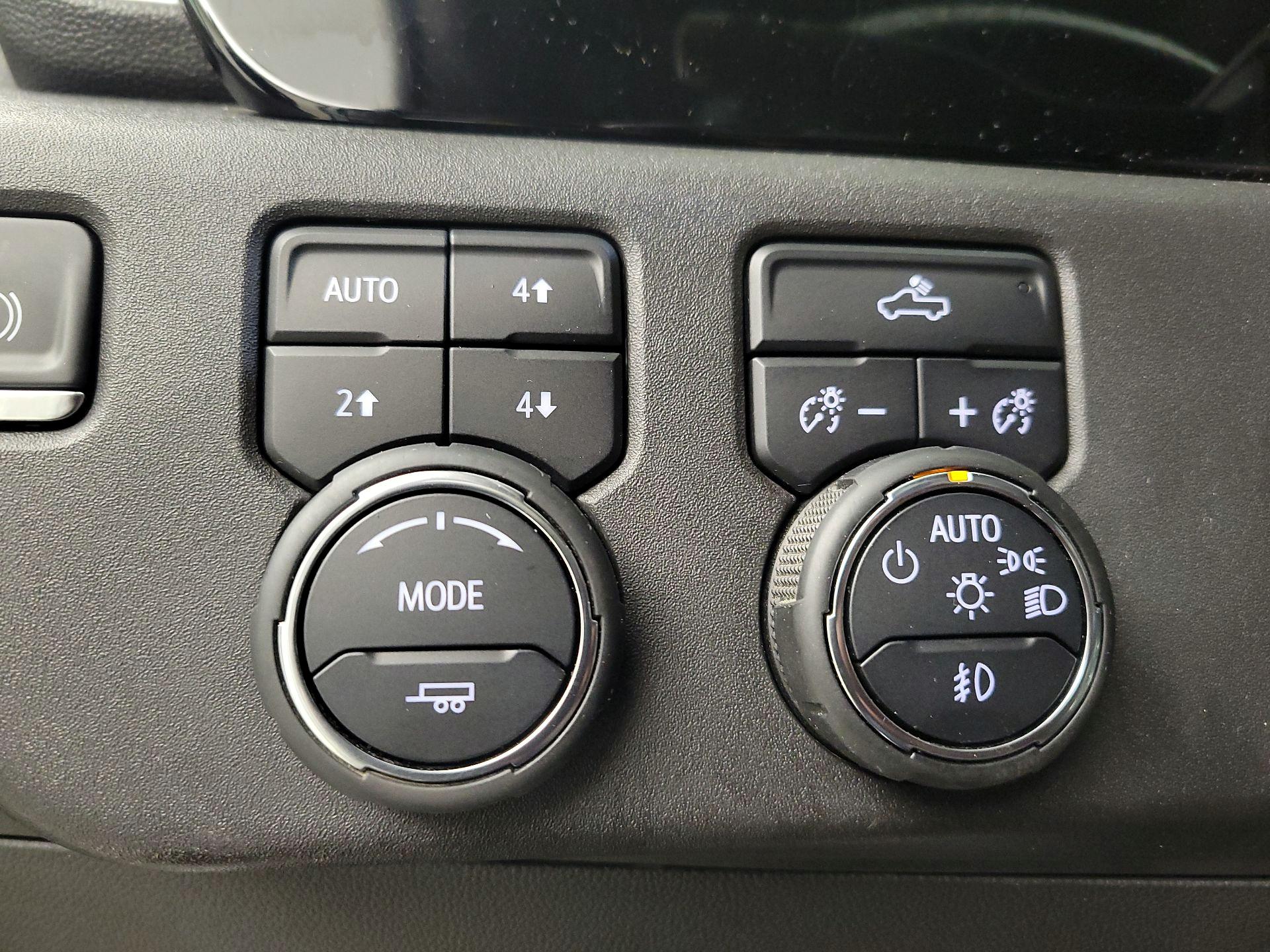 Thumbnail: 2023 Chevrolet Silverado 1500 - 13