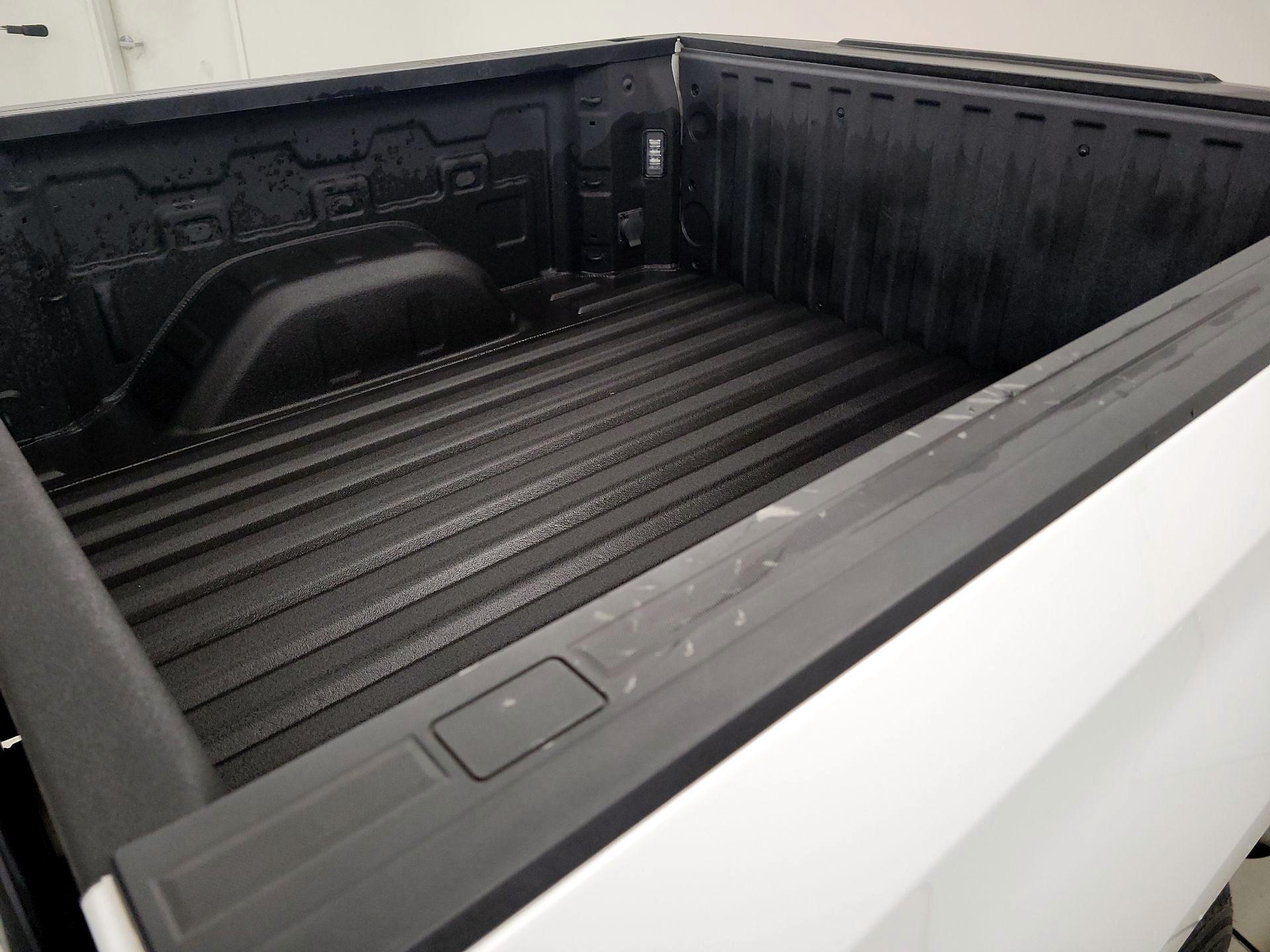 Thumbnail: 2023 Chevrolet Silverado 1500 - 20