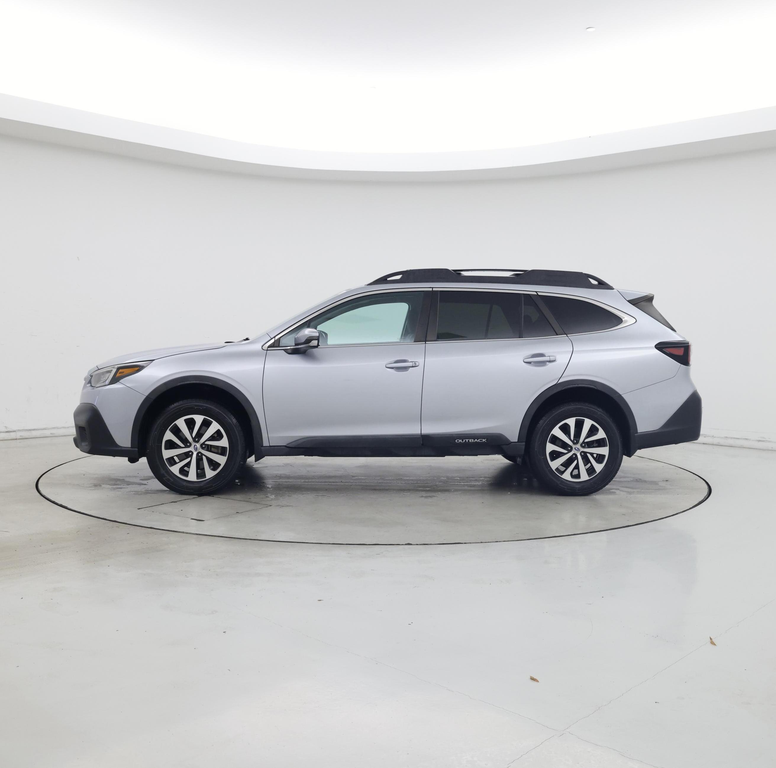 Thumbnail: 2020 Subaru Outback - 3