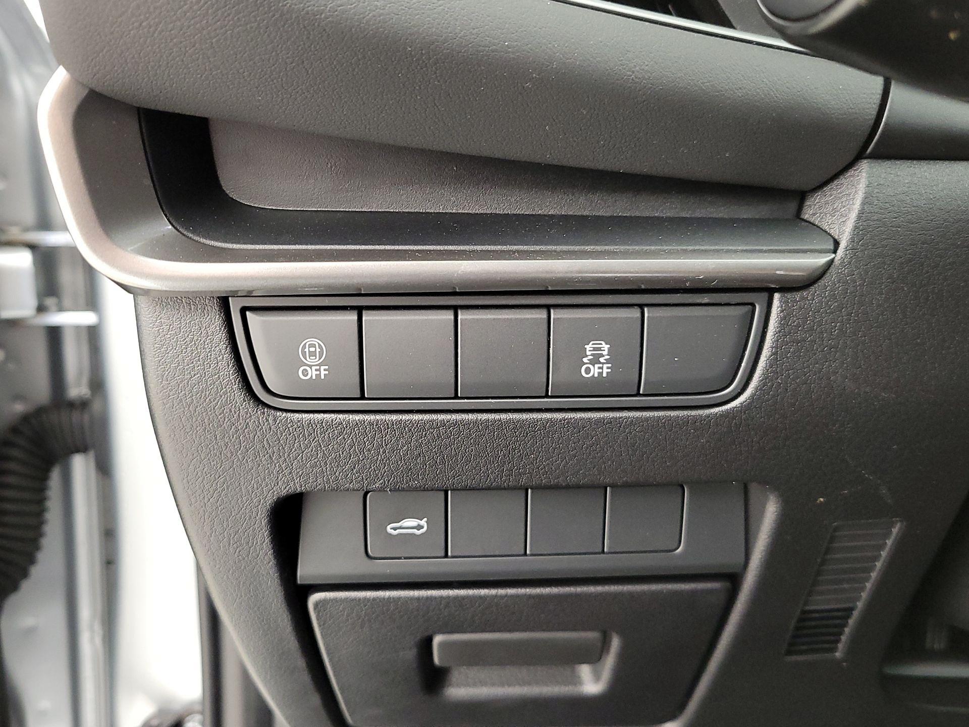 Thumbnail: 2021 Mazda Mazda3 - 13