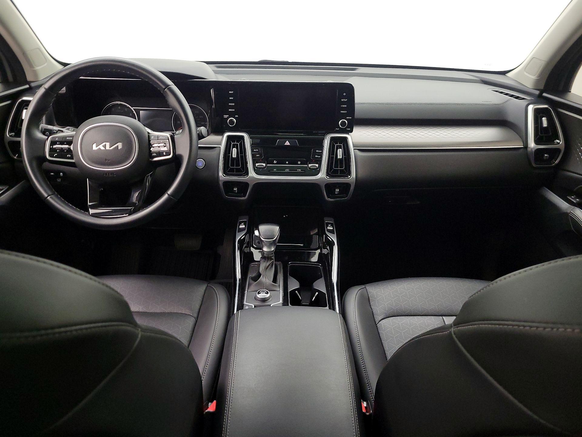 Thumbnail: 2022 Kia Sorento - 9