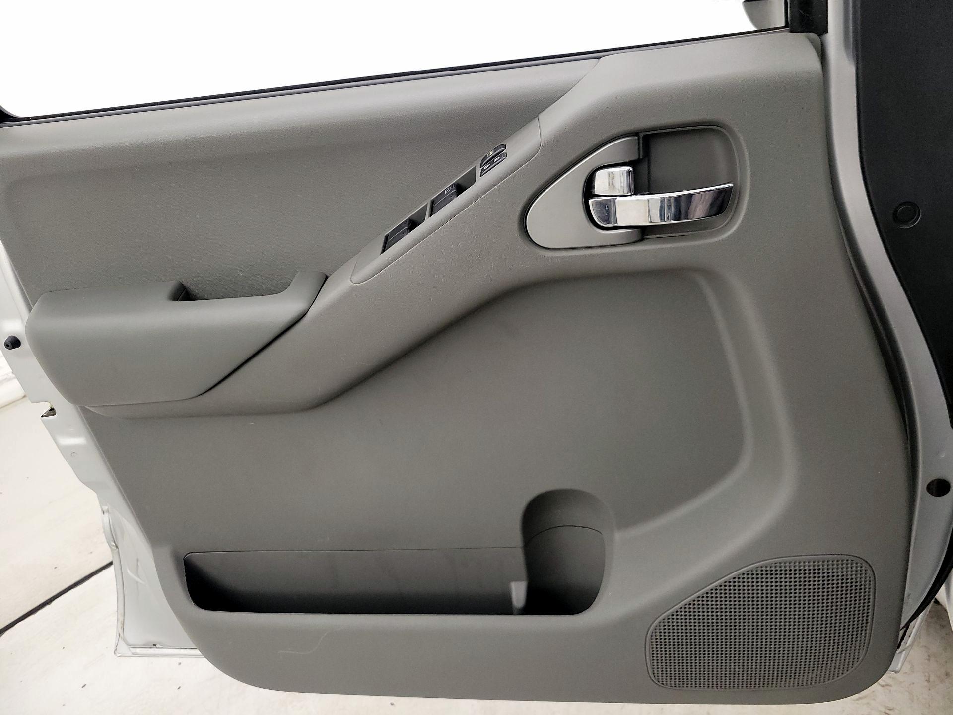 Thumbnail: 2014 Nissan Frontier - 12