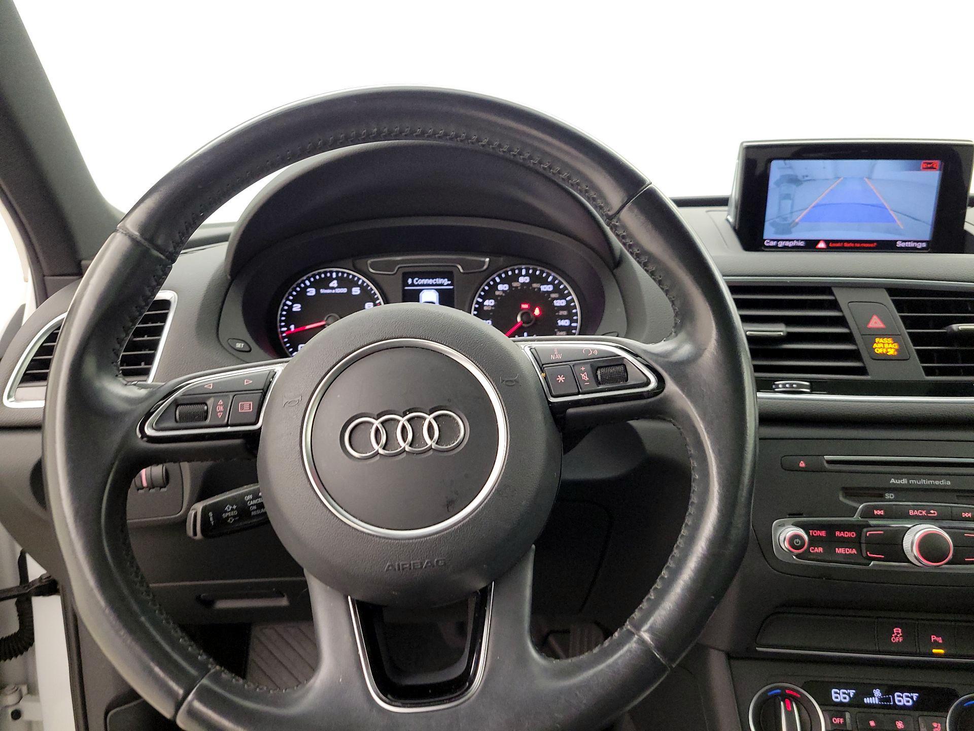 Thumbnail: 2018 Audi Q3 - 10