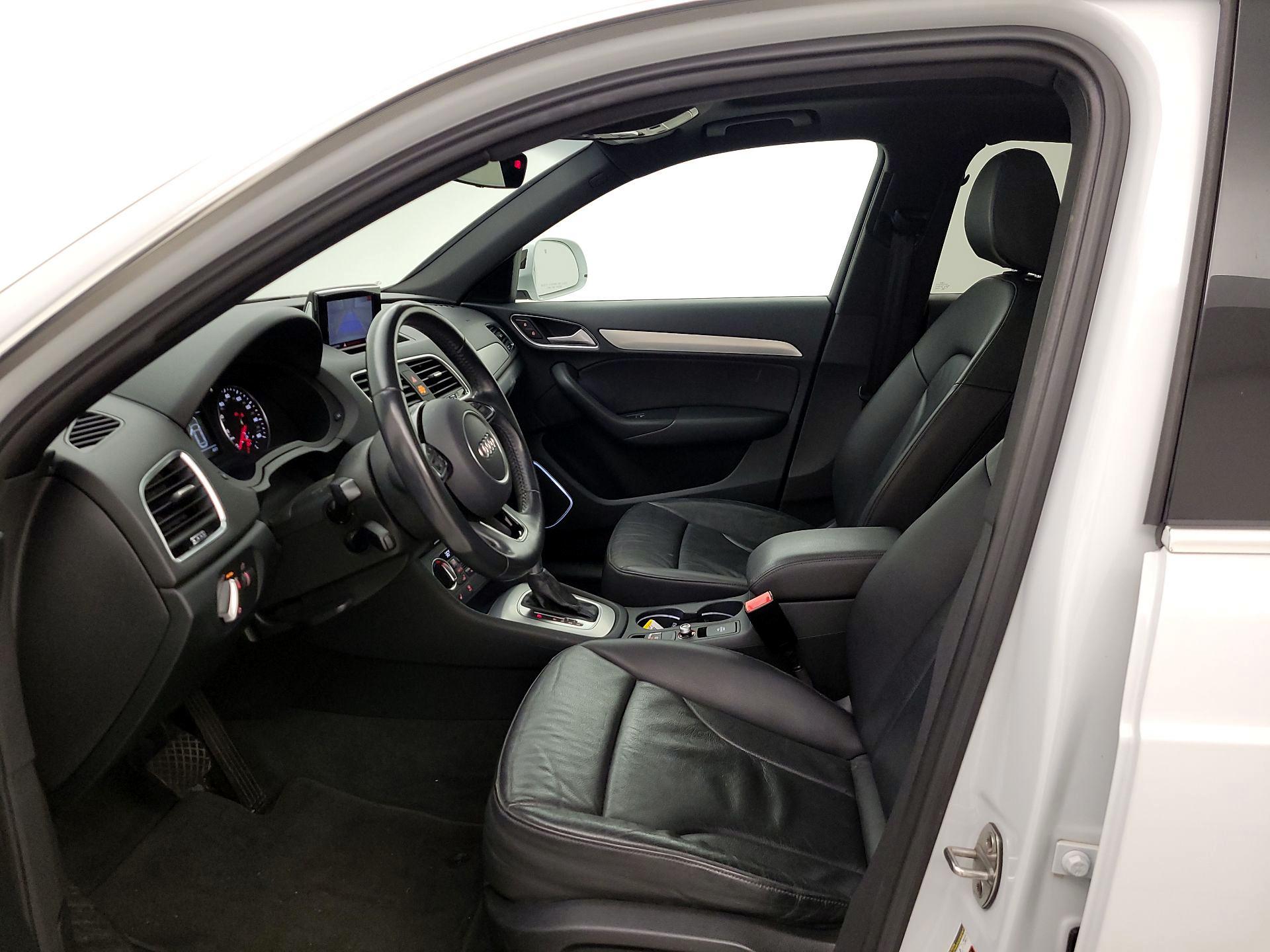 Thumbnail: 2018 Audi Q3 - 11