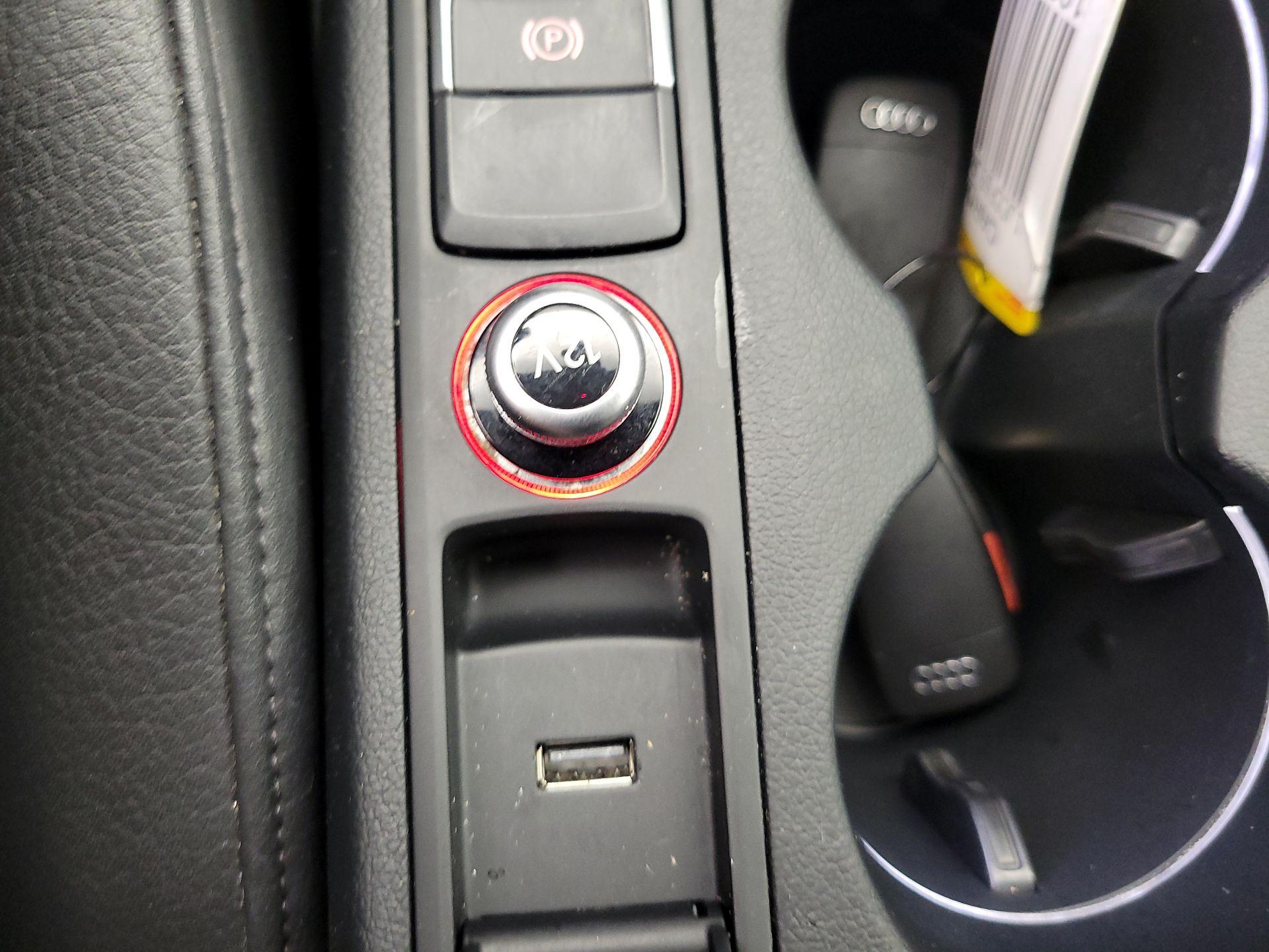 Thumbnail: 2018 Audi Q3 - 18