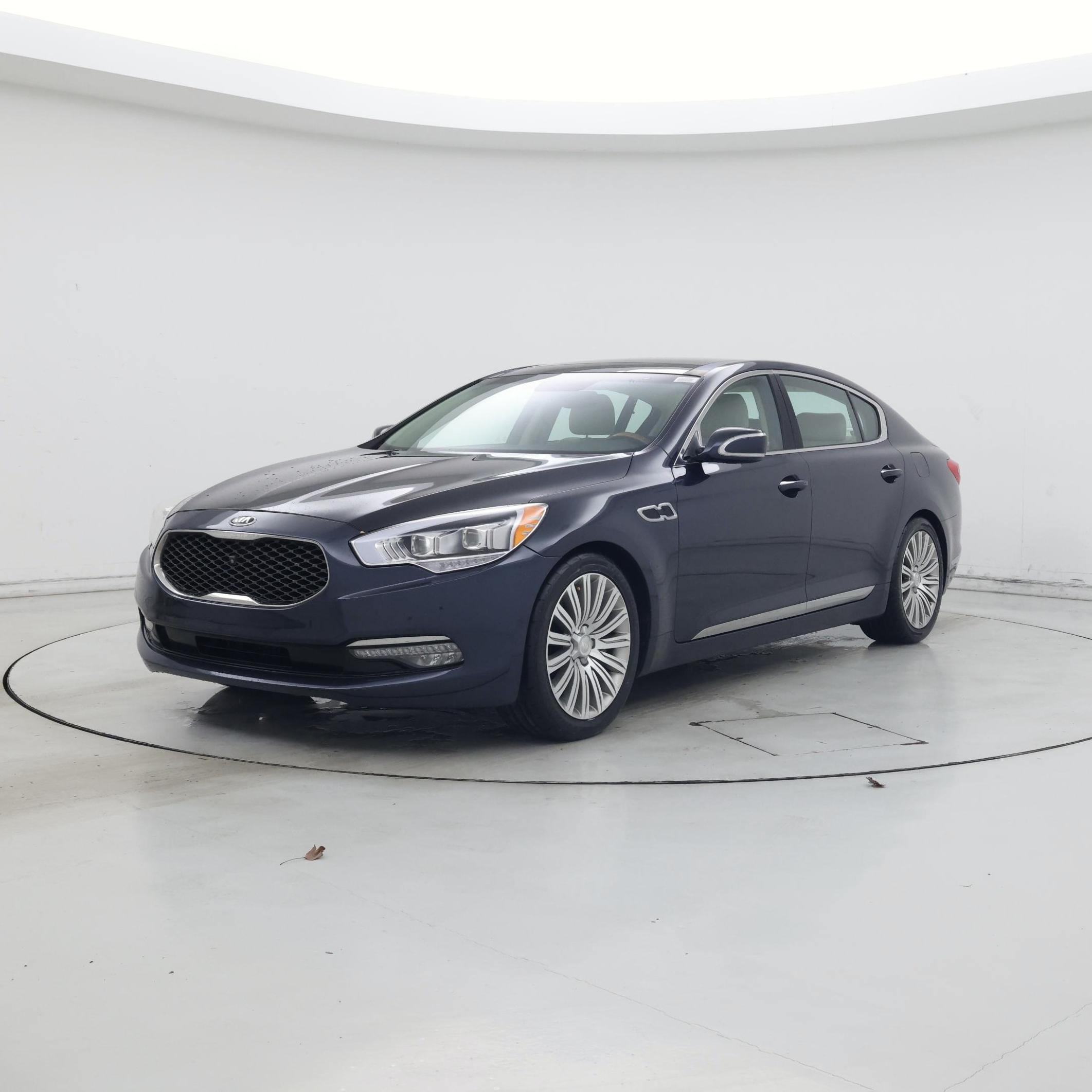 Thumbnail: 2015 Kia K900 - 4