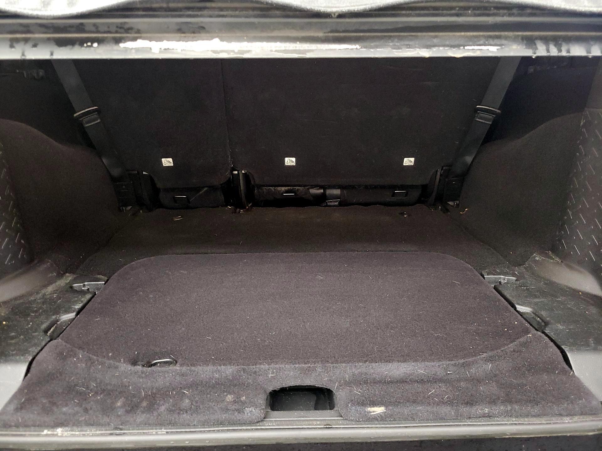 Thumbnail: 2016 Jeep Wrangler - 18