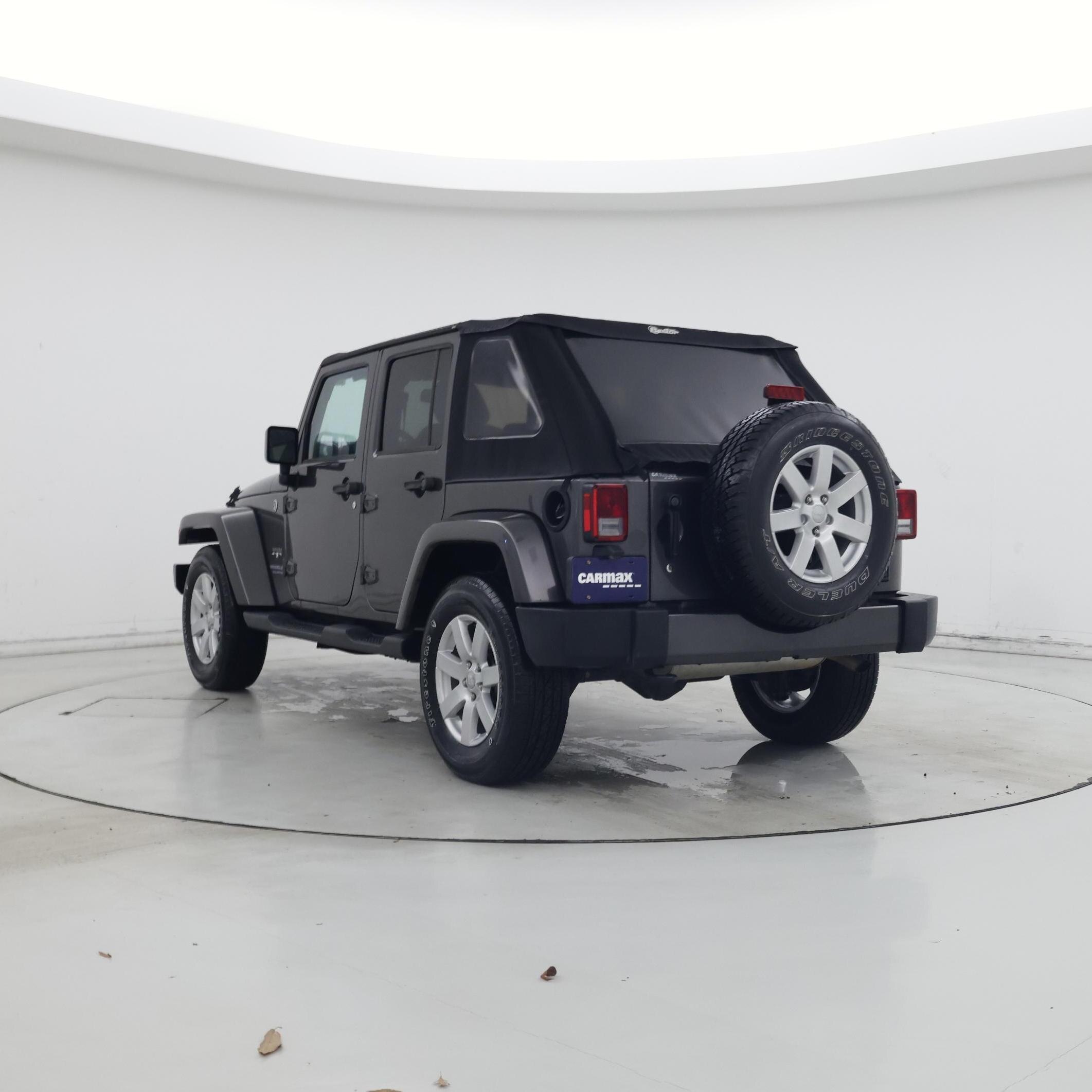 Thumbnail: 2016 Jeep Wrangler - 2