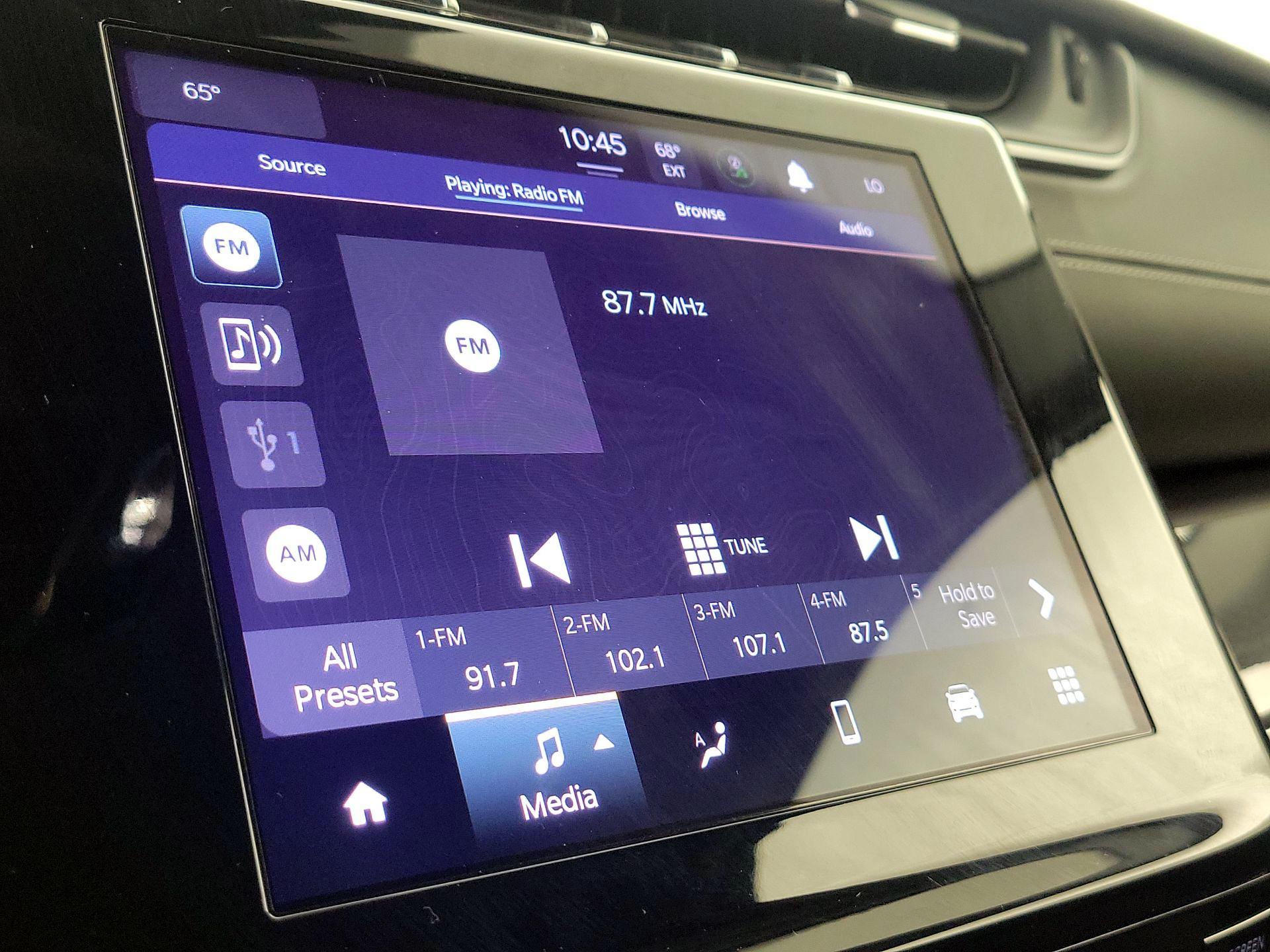 Thumbnail: 2022 Jeep Grand Cherokee - 15