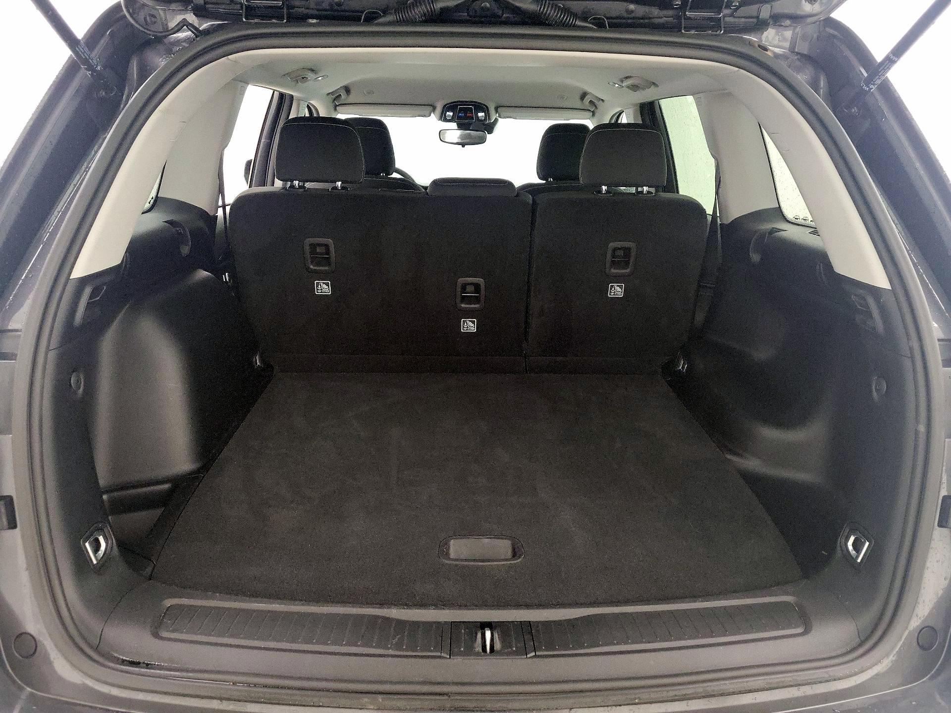 Thumbnail: 2022 Jeep Grand Cherokee - 20