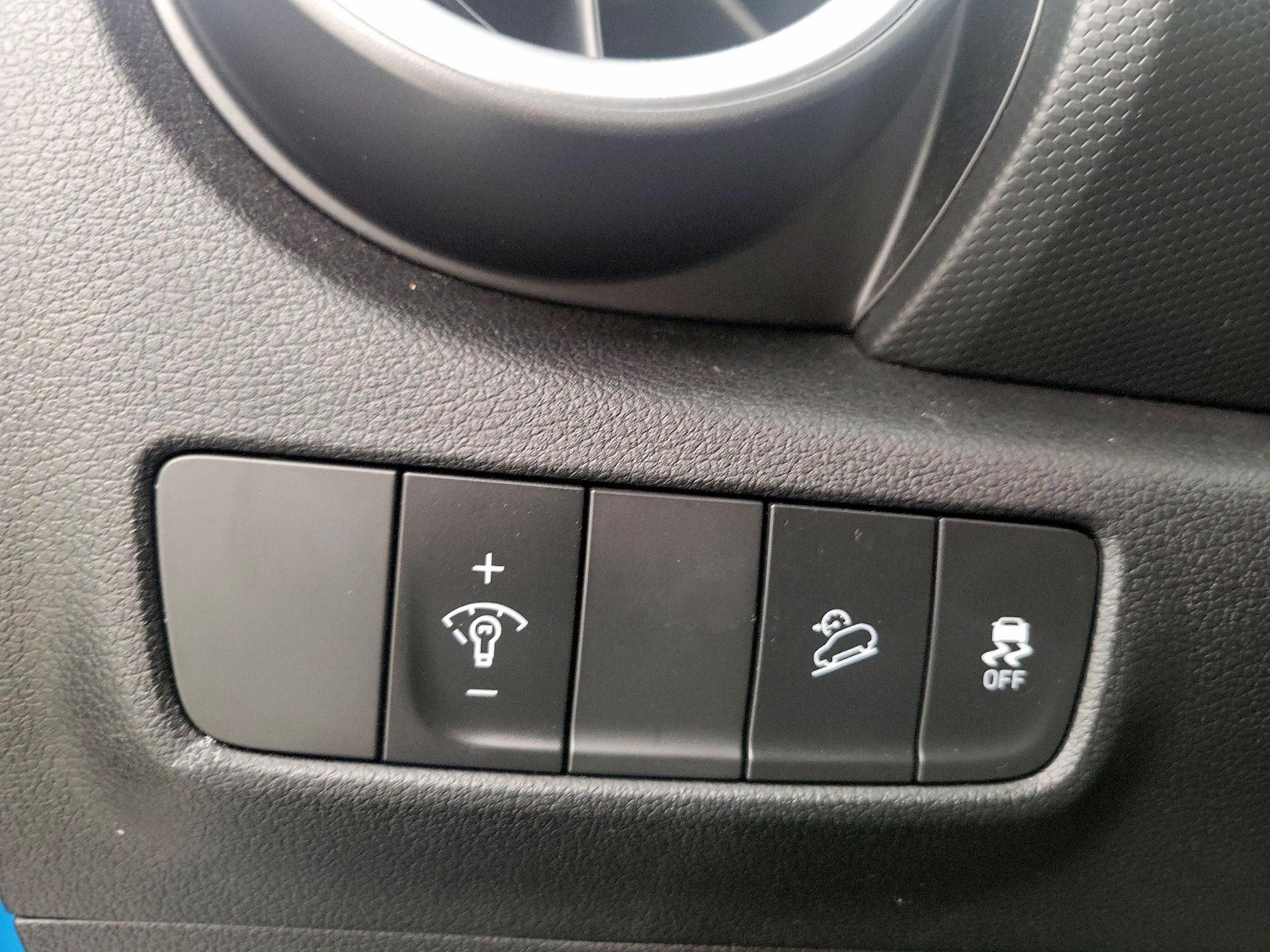 Thumbnail: 2023 Hyundai Kona - 13