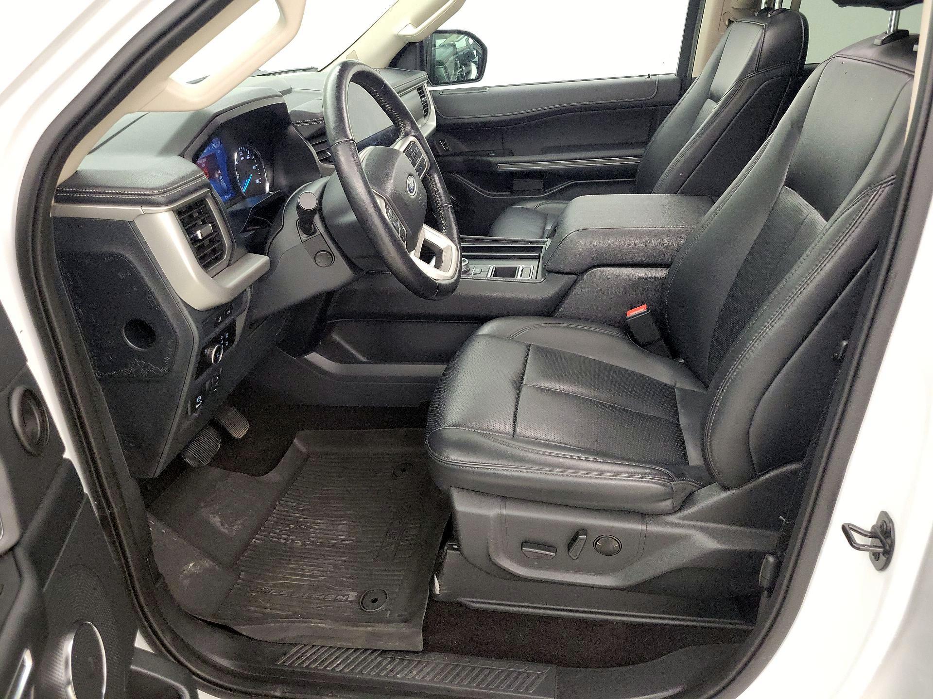 Thumbnail: 2023 Ford Expedition - 11