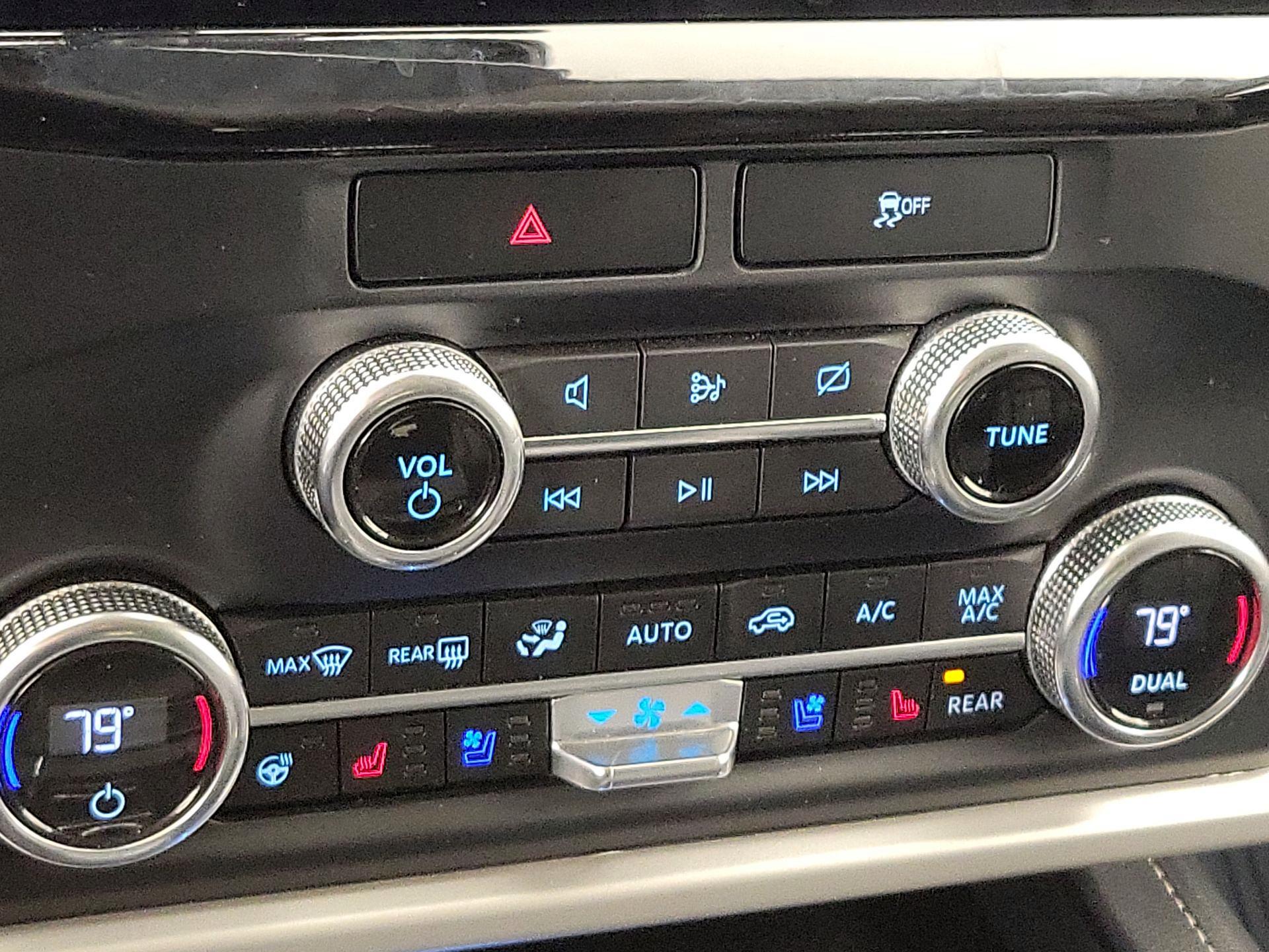 Thumbnail: 2023 Ford Expedition - 17