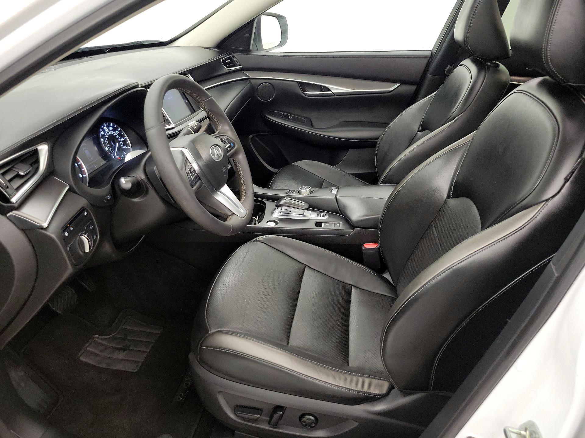 Thumbnail: 2023 INFINITI QX50 - 11